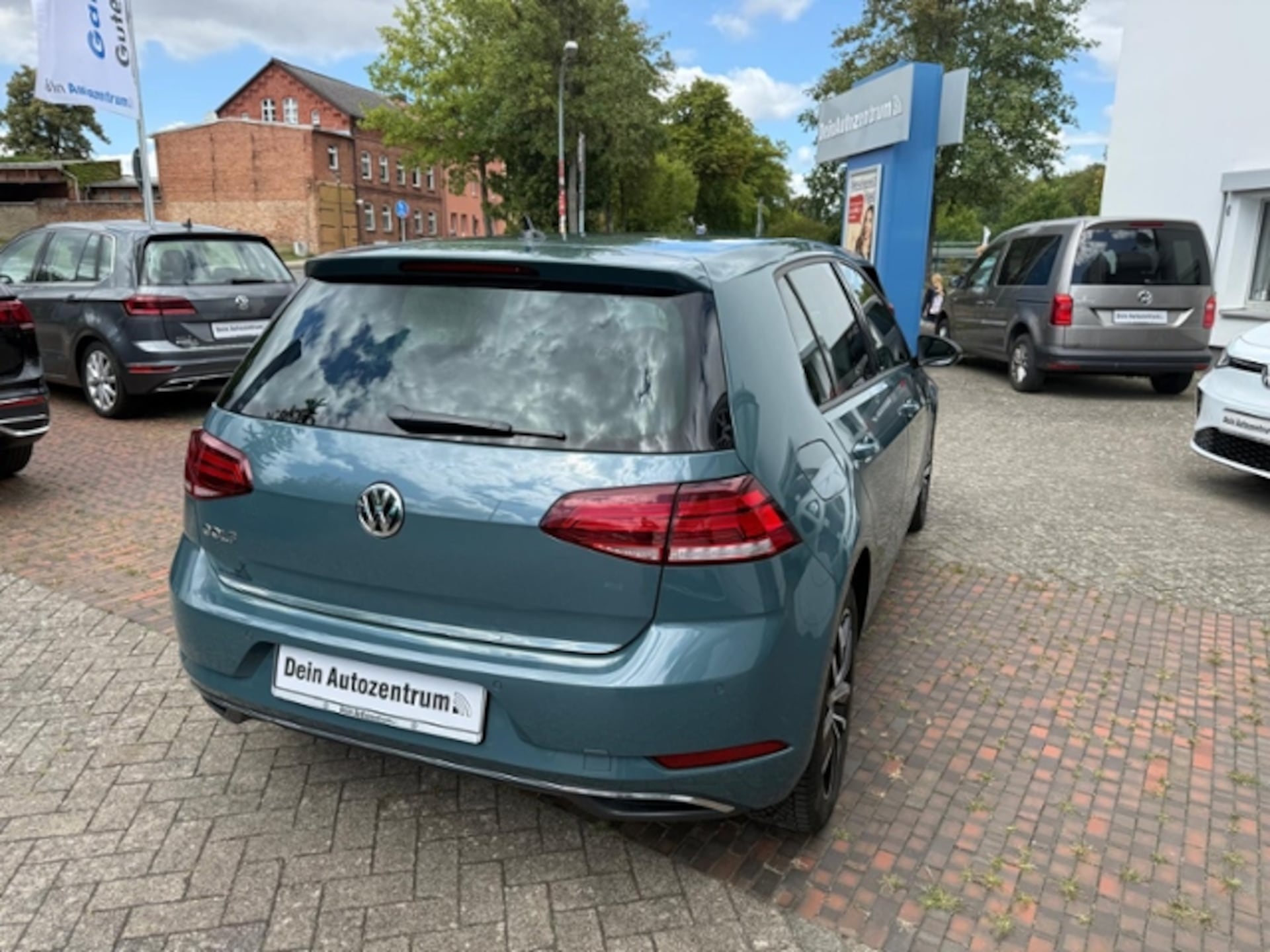 Volkswagen Golf IQ.DRIVE