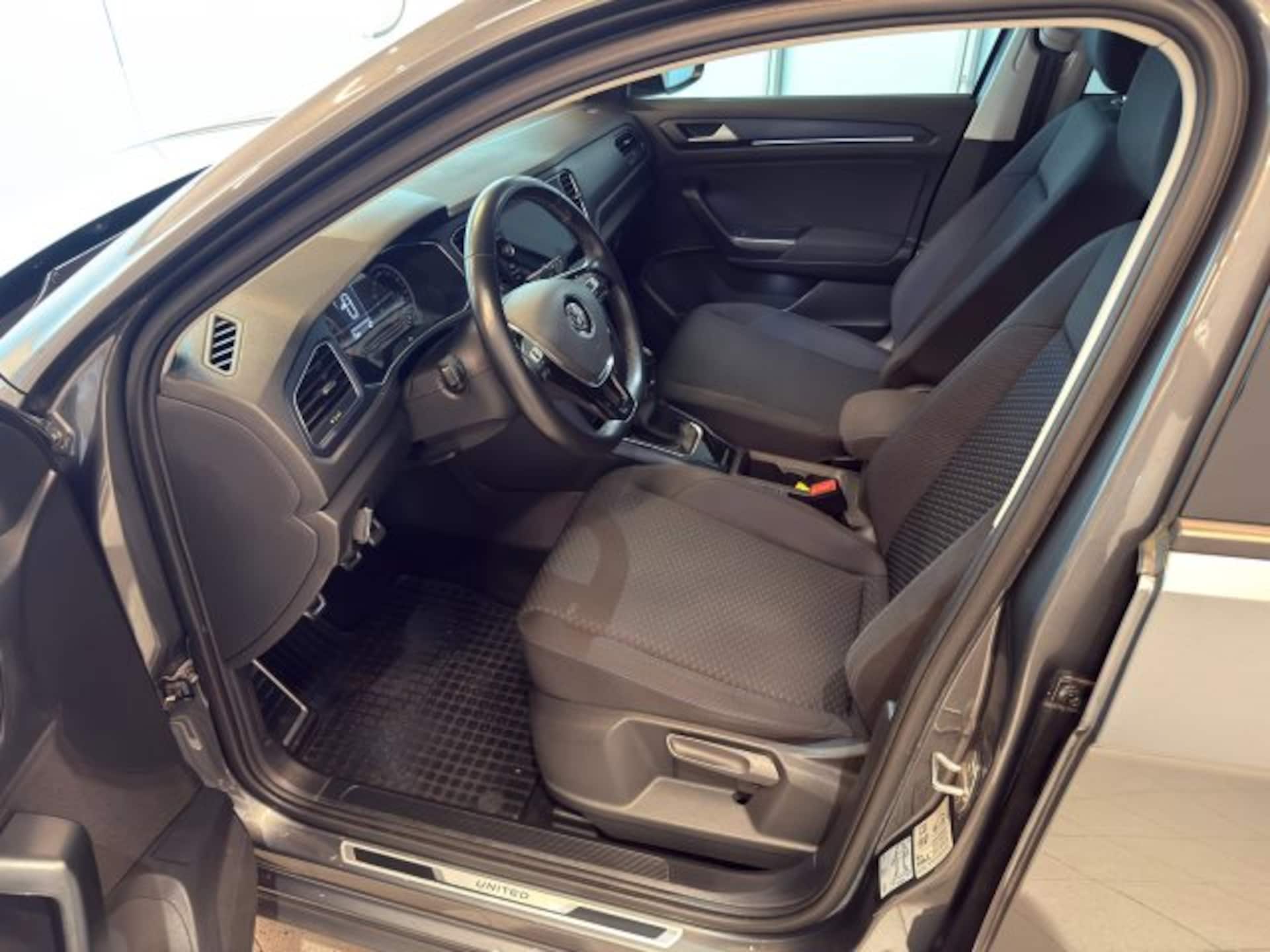 Volkswagen T-Roc United