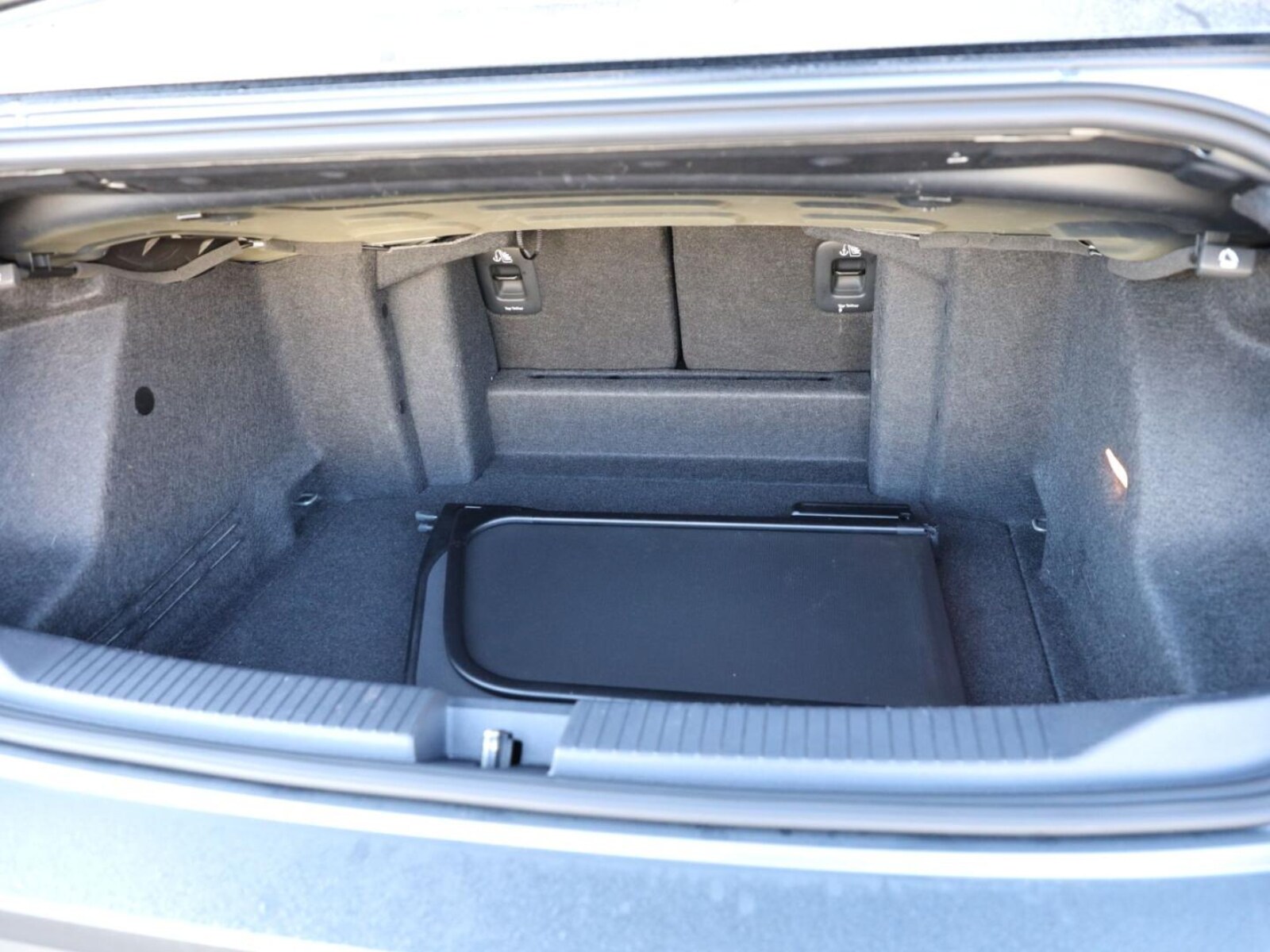 Volkswagen T-Roc Cabriolet – Bild 22