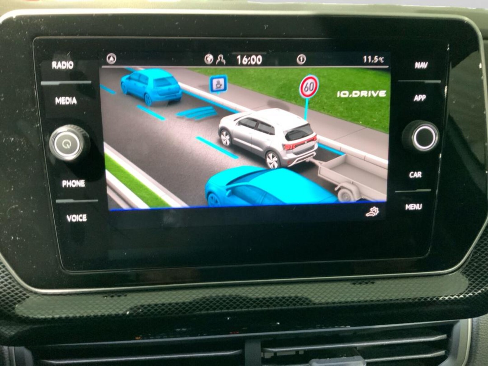 Volkswagen T-Cross – Bild 10