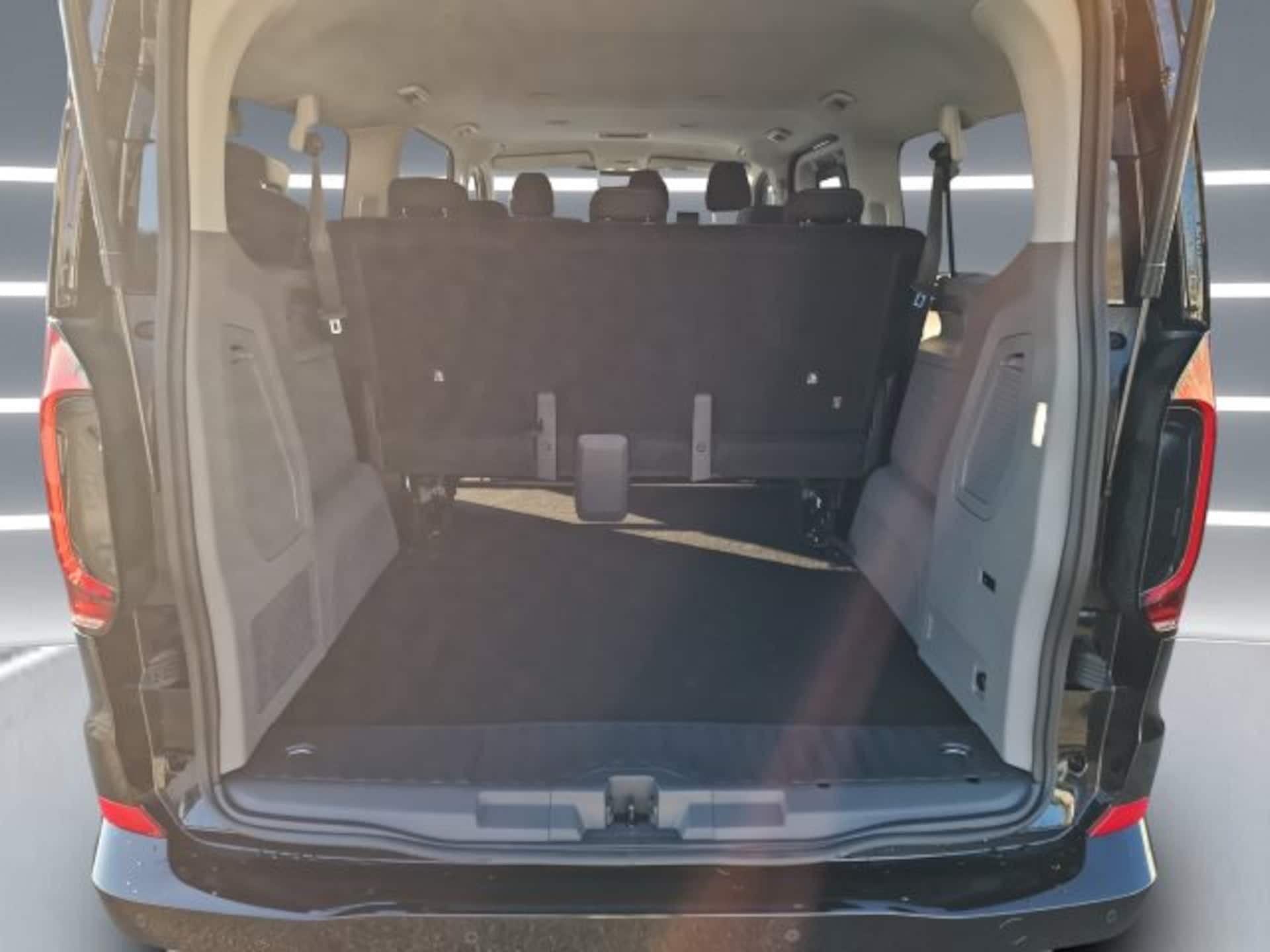 Volkswagen Caravelle langer Radstand Style
