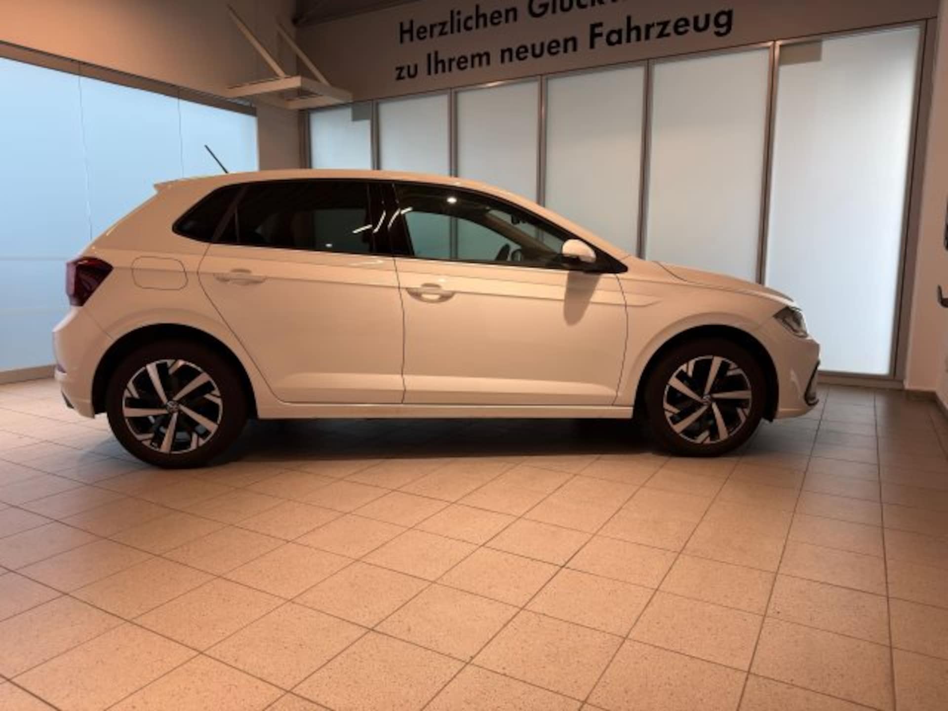 Volkswagen Polo Active