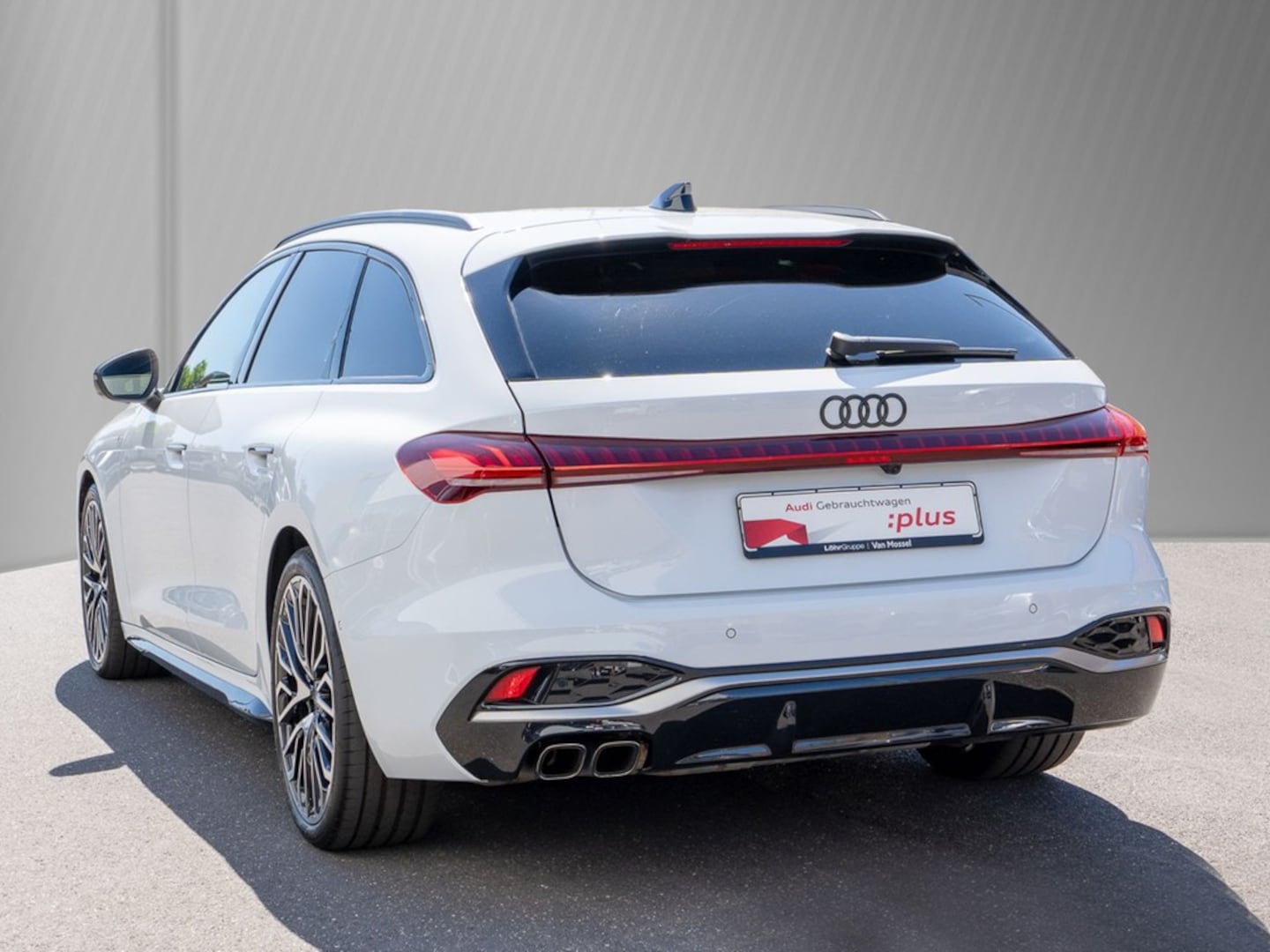 Bild über Audi A5 Avant TDI 150 kW S tronic - für weitere Informationen kontaktieren Sie den Audi Partner
