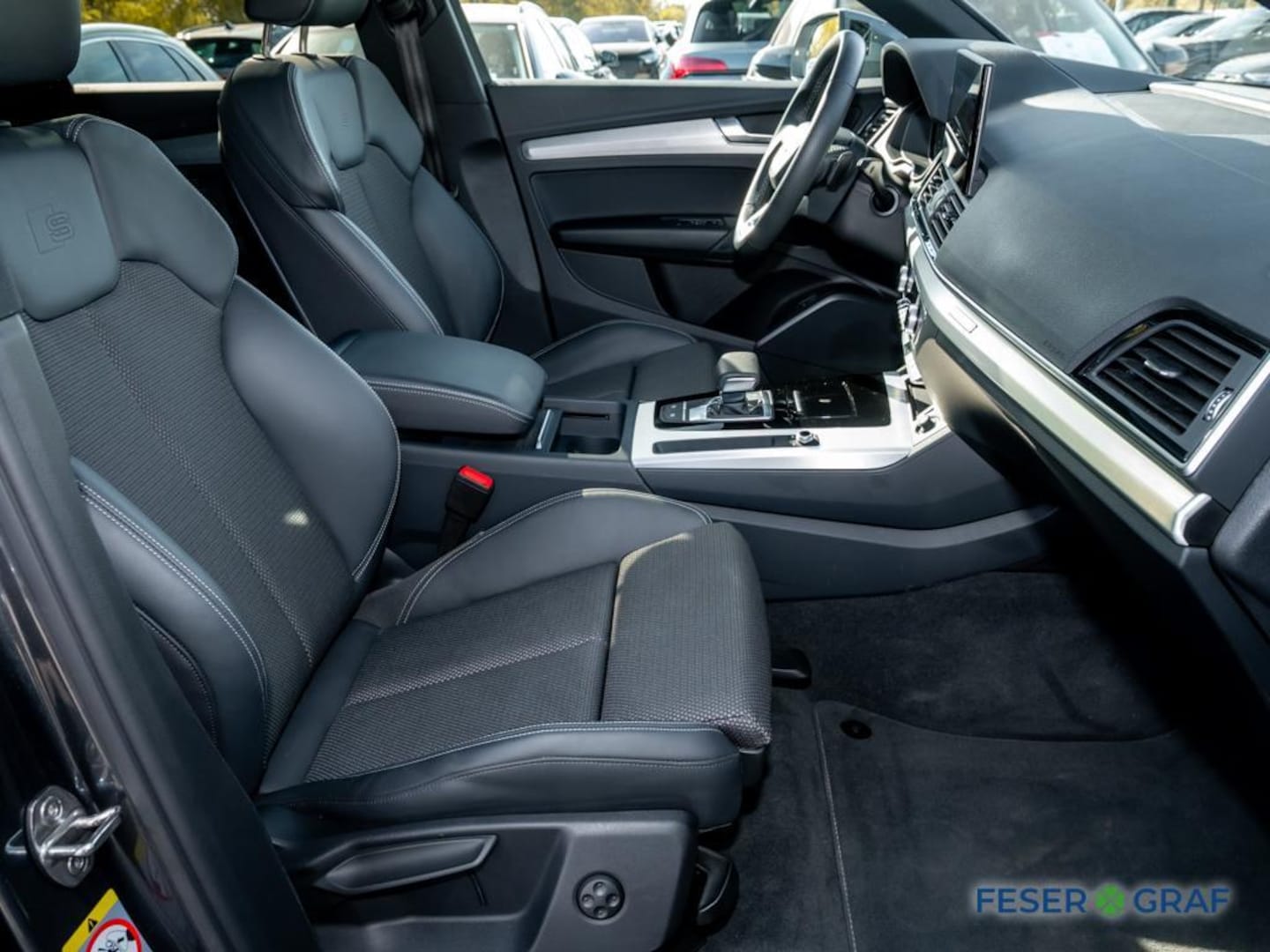 Bild über Audi Q5 Sportback 40 TDI quattro S tronic - für weitere Informationen kontaktieren Sie den Audi Partner