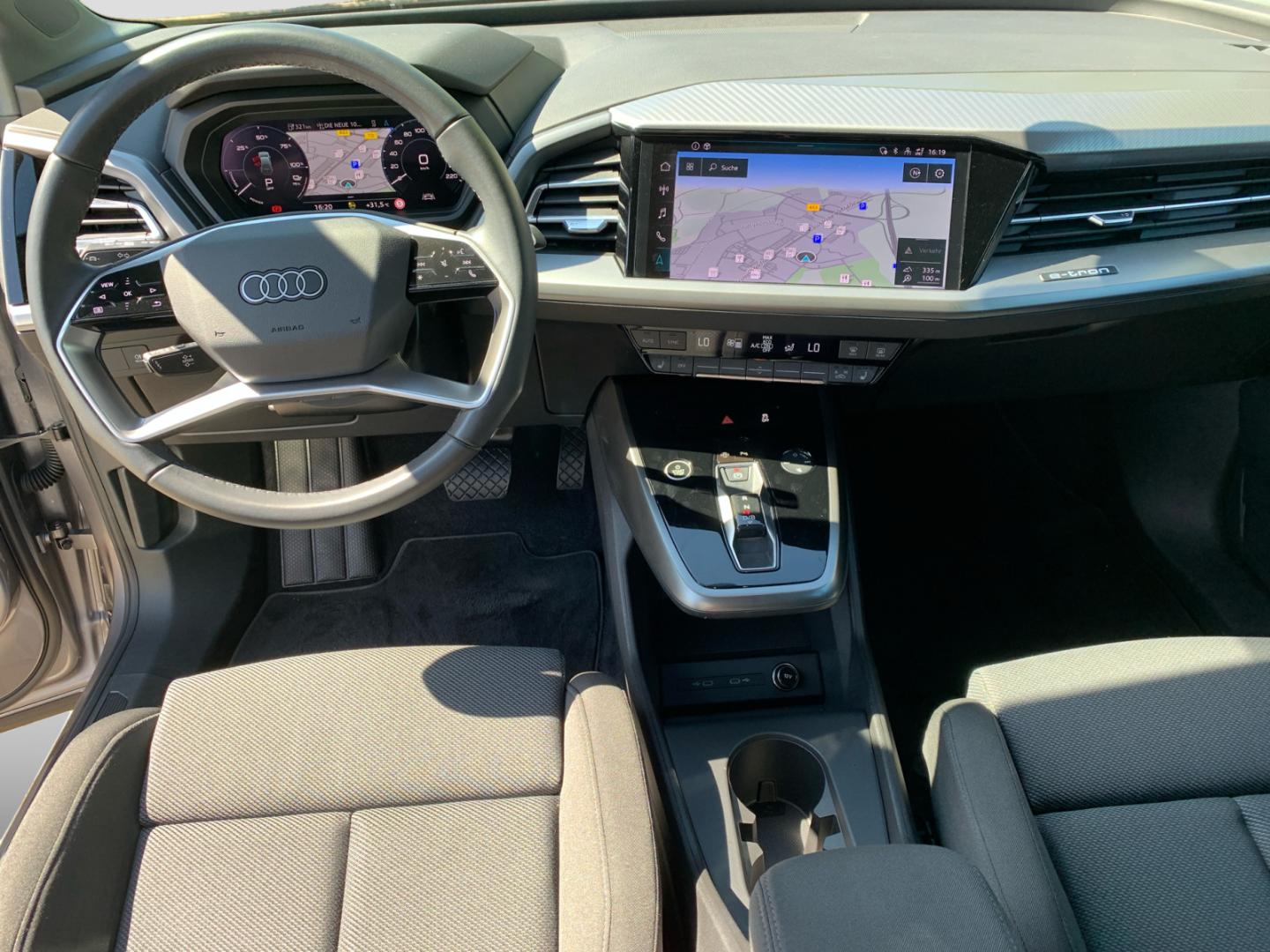 Image about Audi Q4 e-tron 40 e-tron