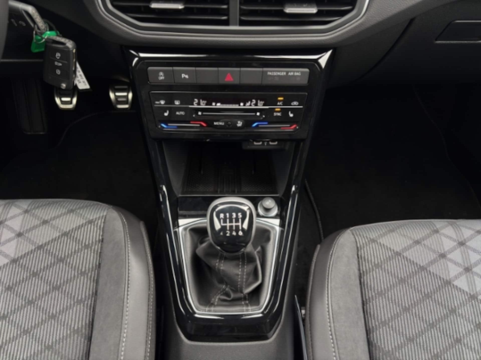 Volkswagen T-Cross R-Line