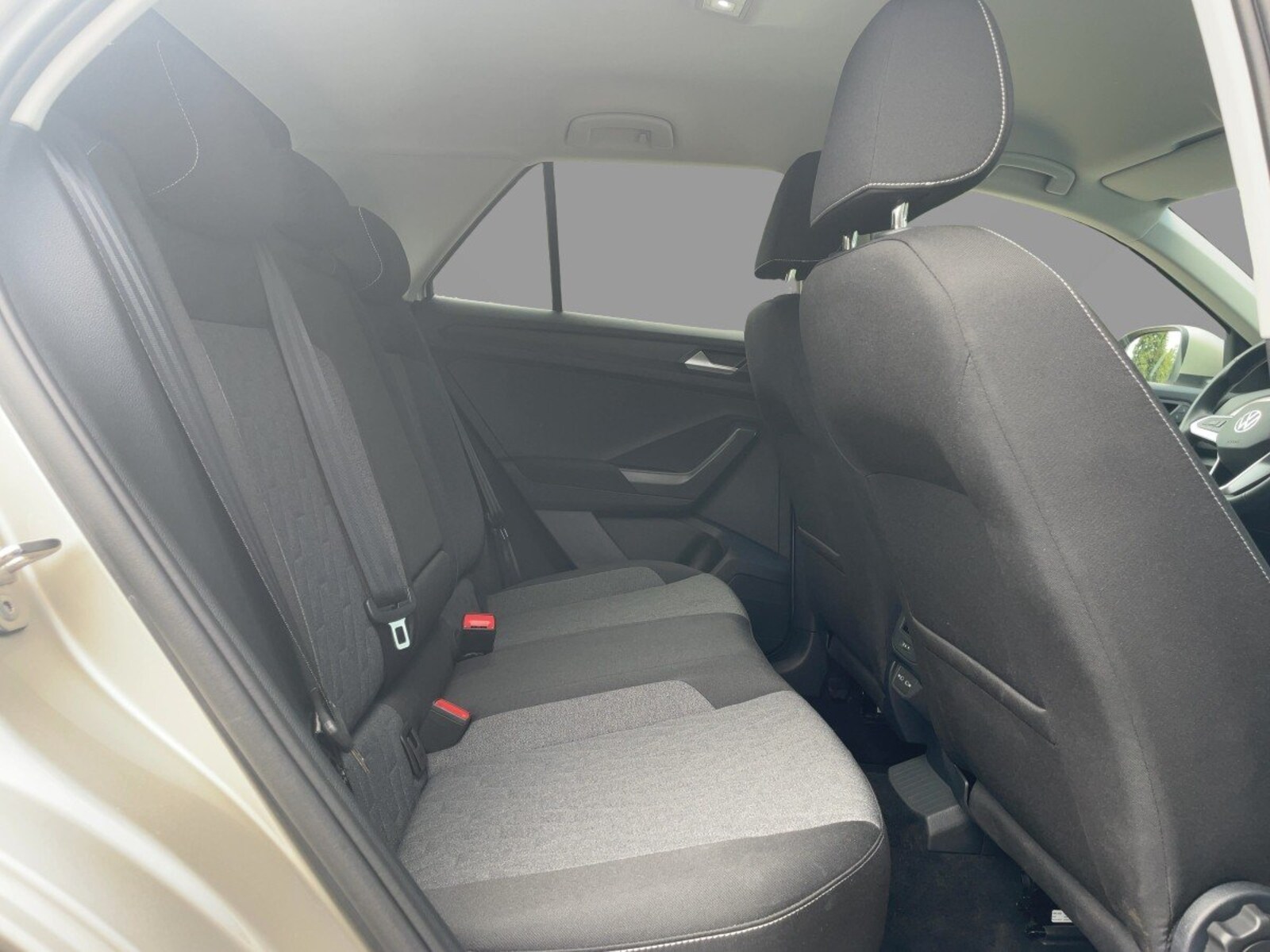 Volkswagen T-Roc – Bild 9