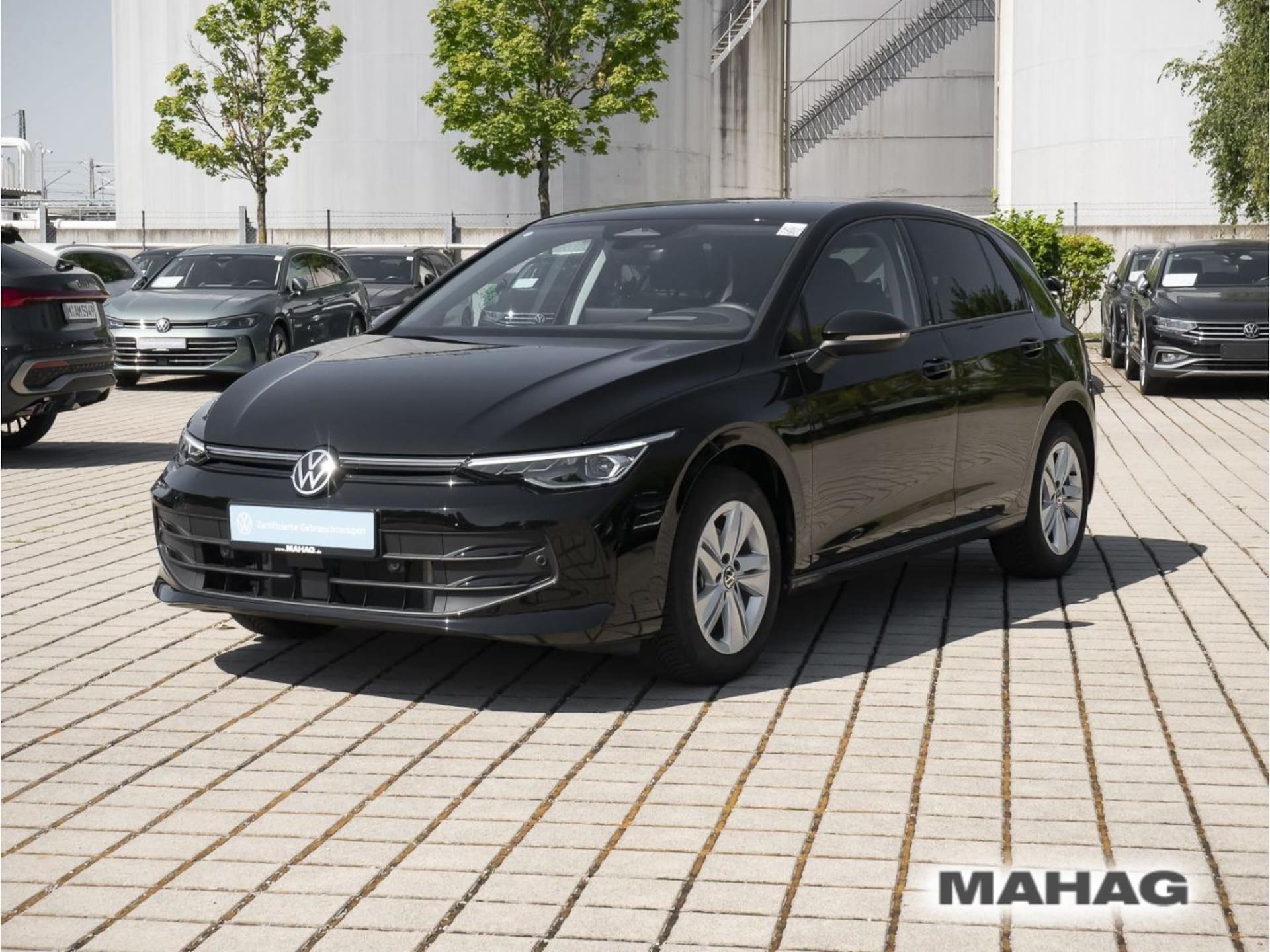 Volkswagen Golf Life