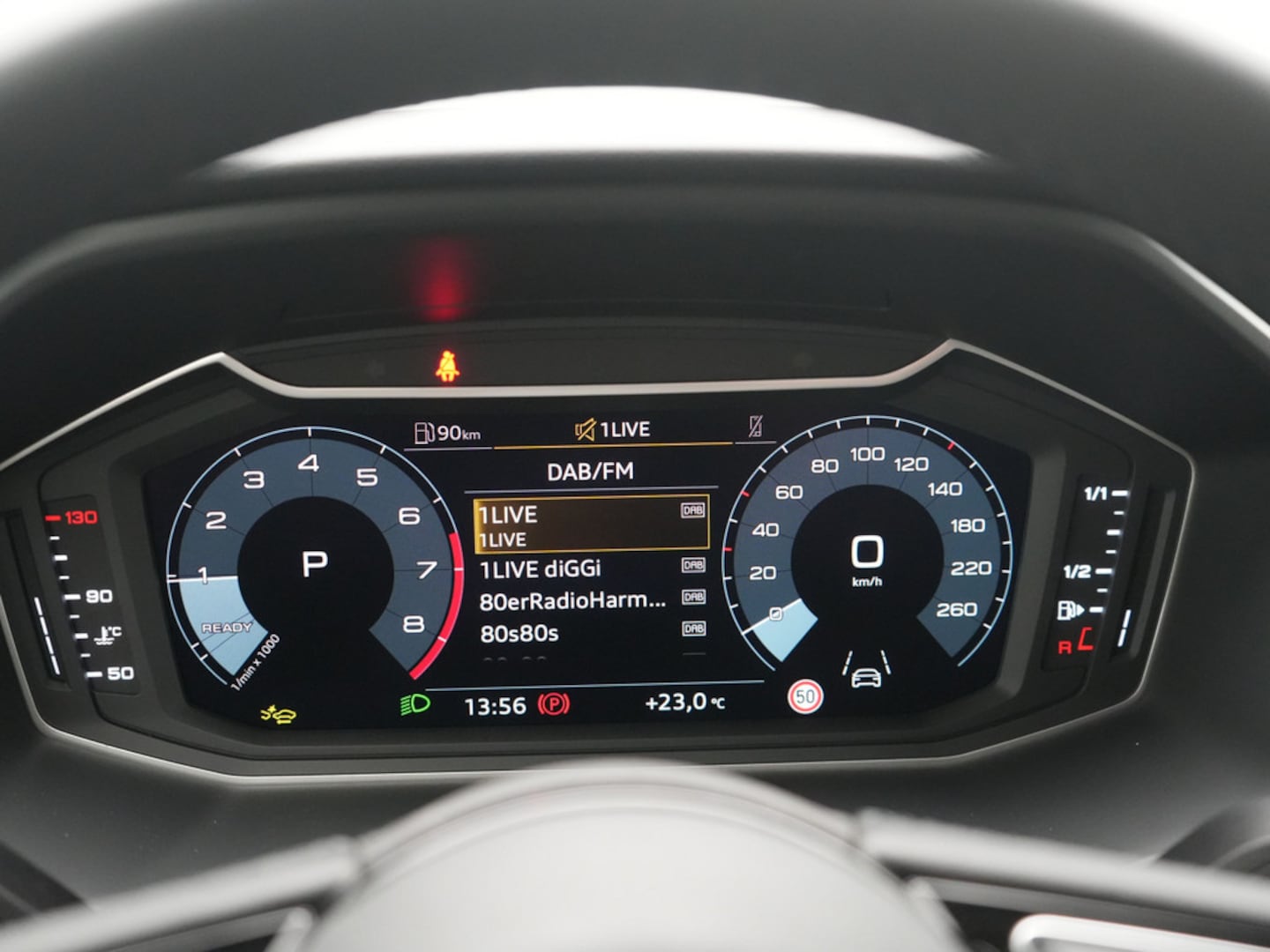 Bild über Audi A1 Sportback S line 35 TFSI S tronic - für weitere Informationen kontaktieren Sie den Audi Partner