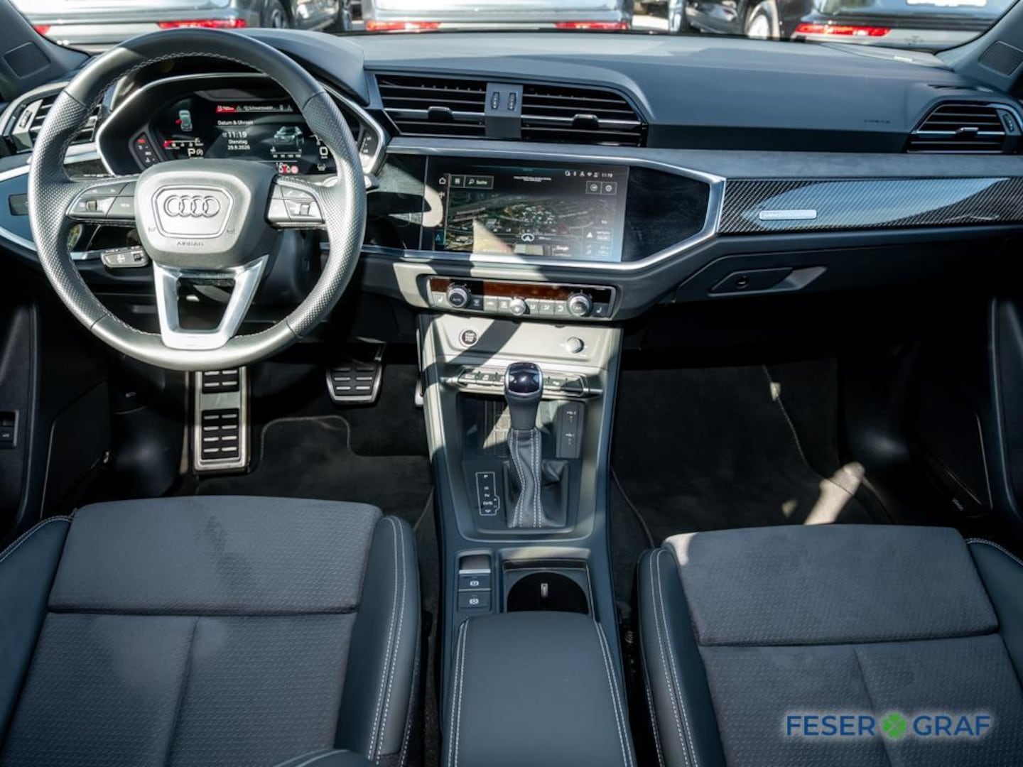 Bild über Audi Q3 S line 35 TFSI S tronic - für weitere Informationen kontaktieren Sie den Audi Partner