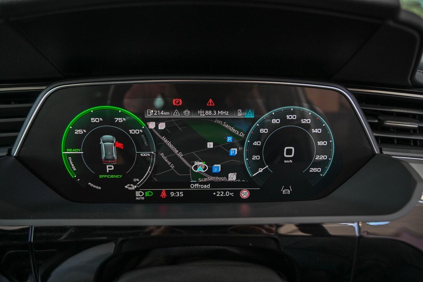 Image about Audi Q8 e-tron 50 e-tron quattro