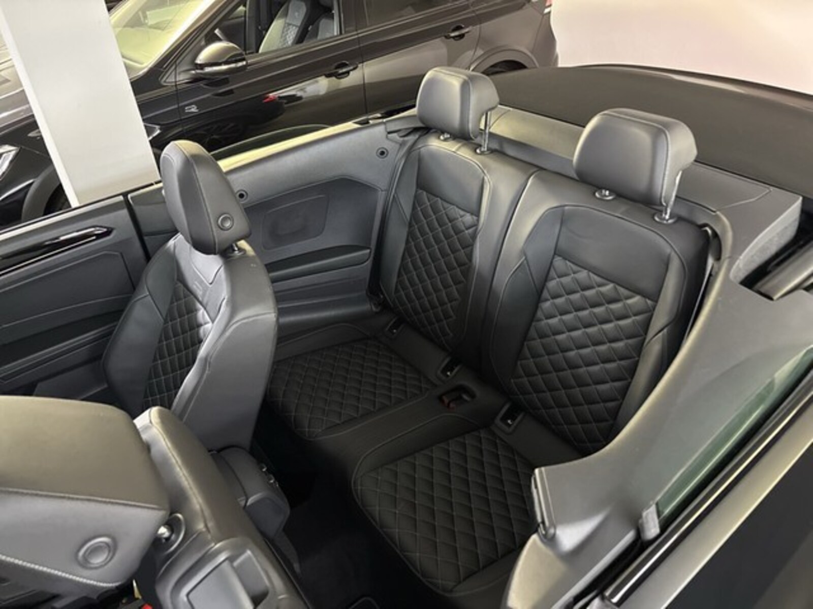 Volkswagen T-Roc Cabriolet – Bild 10