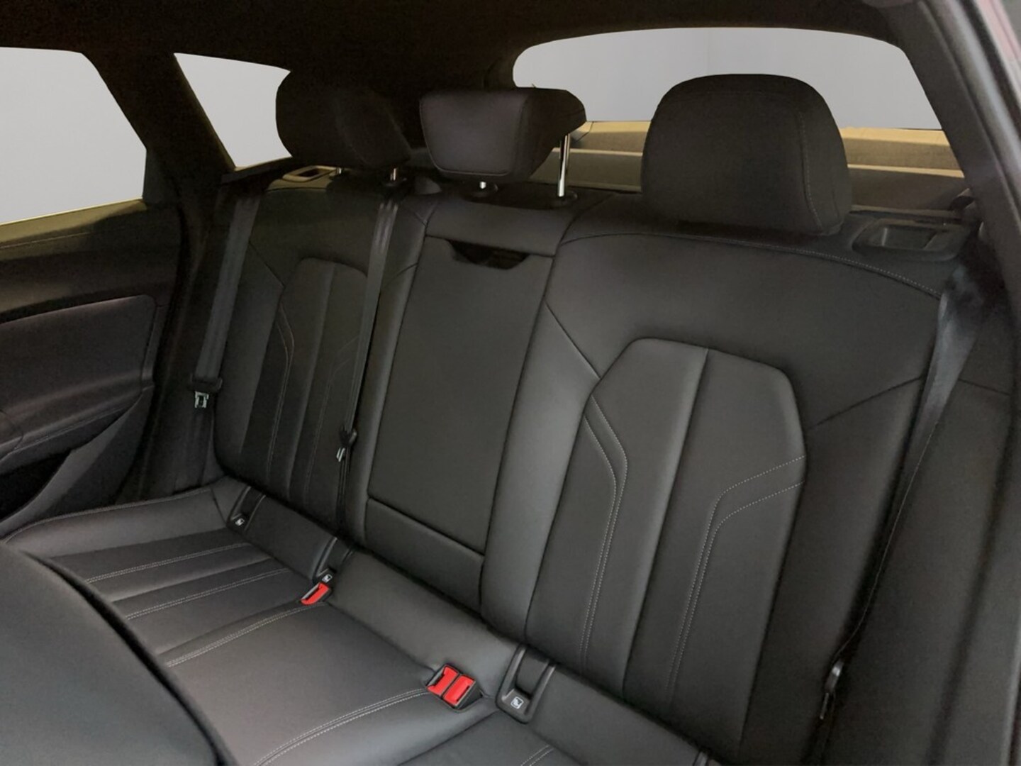 Bild über Audi A5 Avant TFSI S tronic - für weitere Informationen kontaktieren Sie den Audi Partner