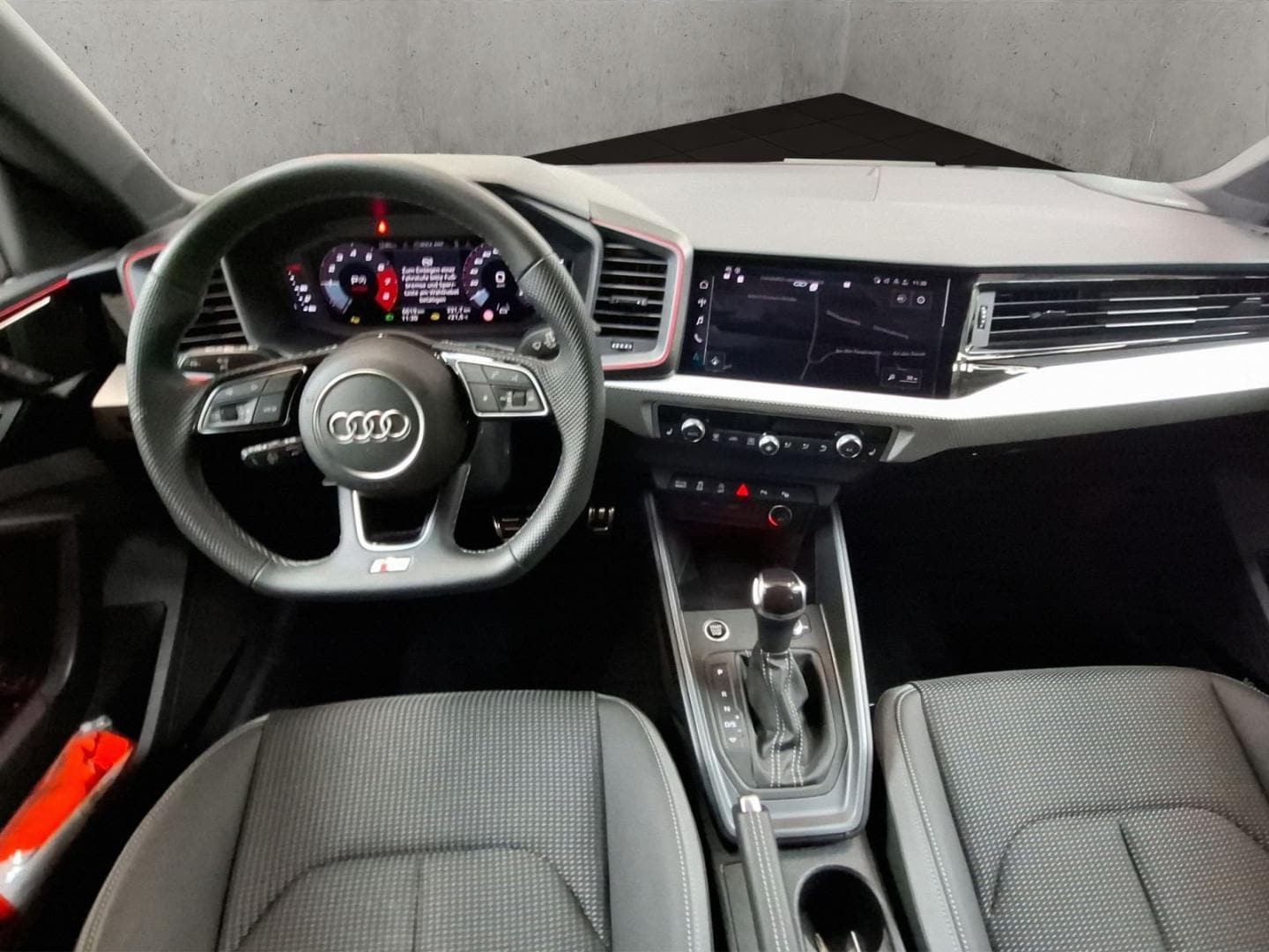 Bild über Audi A1 Sportback S line 40 TFSI S tronic - für weitere Informationen kontaktieren Sie den Audi Partner