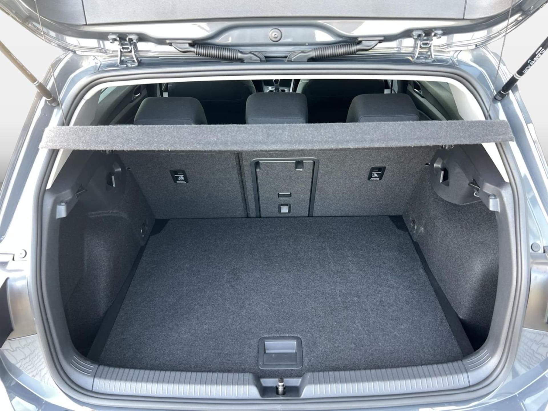 Volkswagen Golf Active