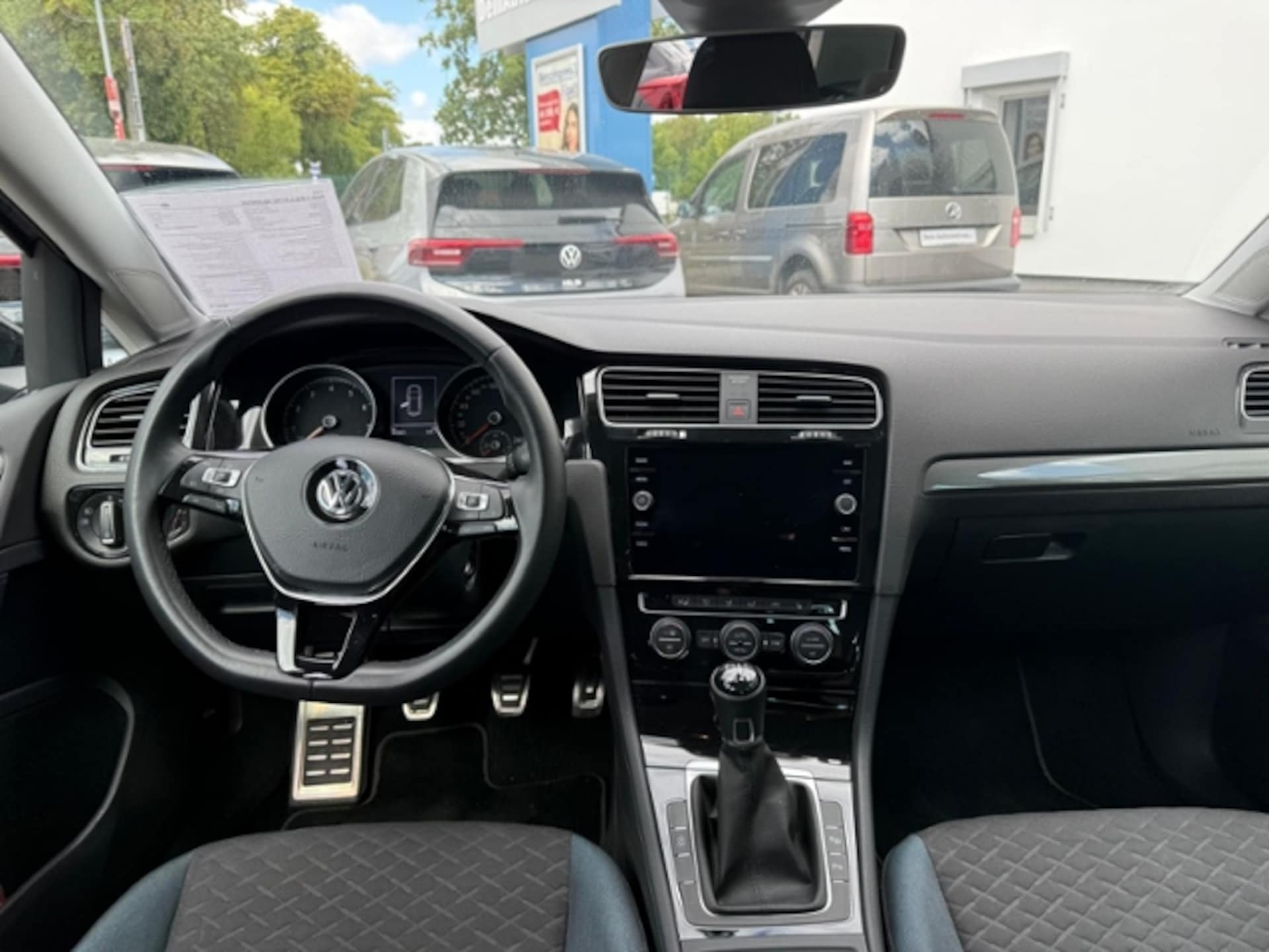 Volkswagen Golf IQ.DRIVE