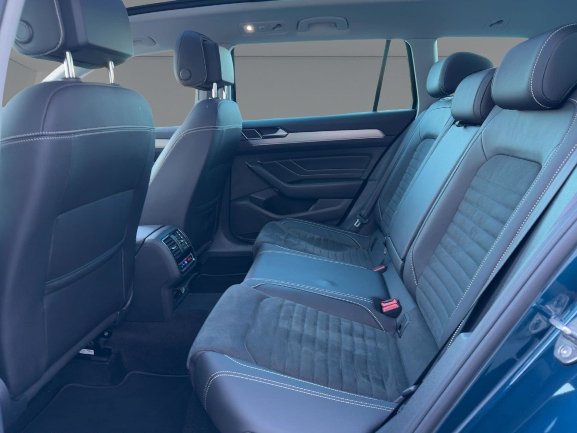 Volkswagen Passat Variant Elegance