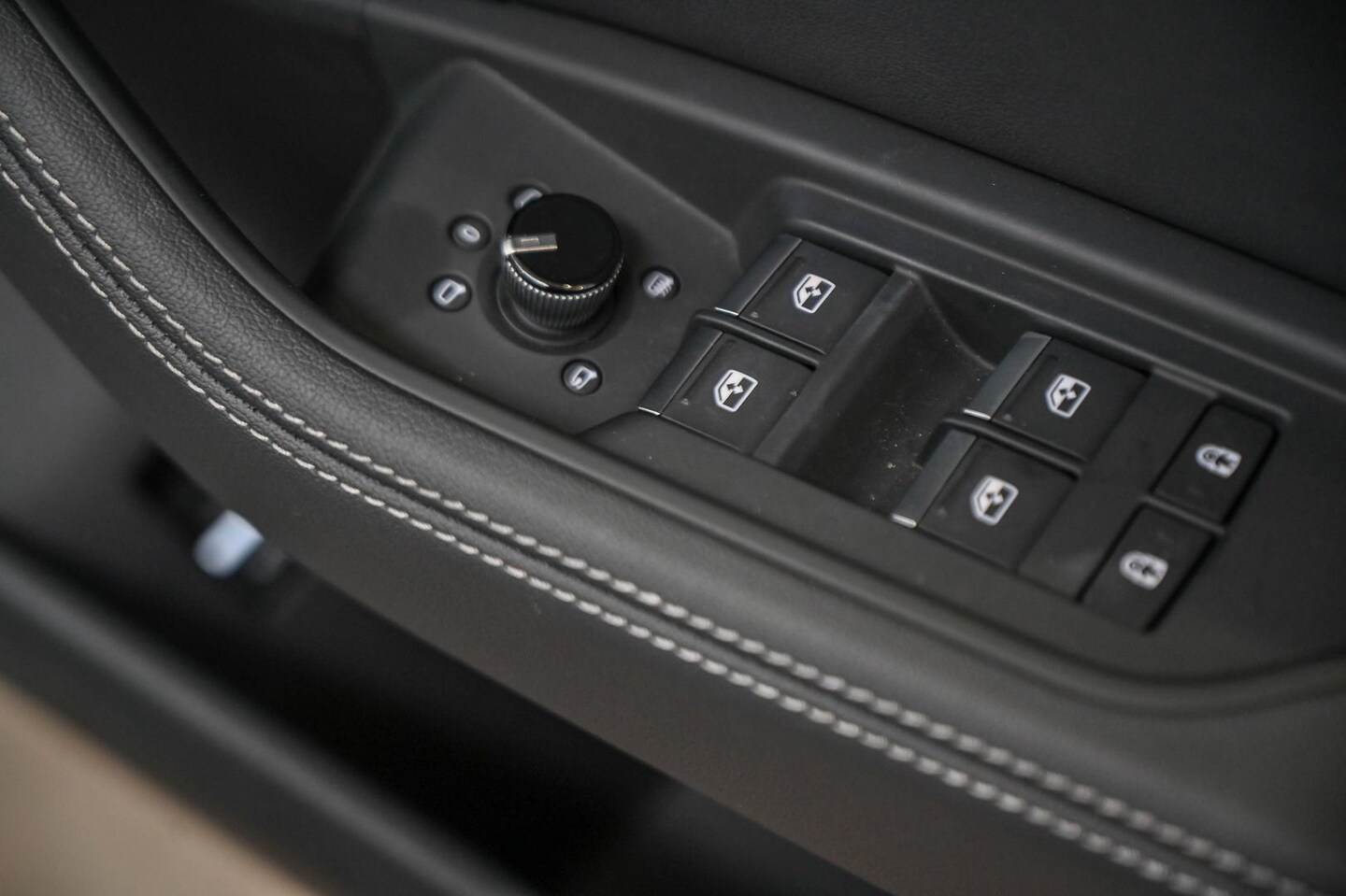 Image about Audi Q8 e-tron 50 e-tron quattro