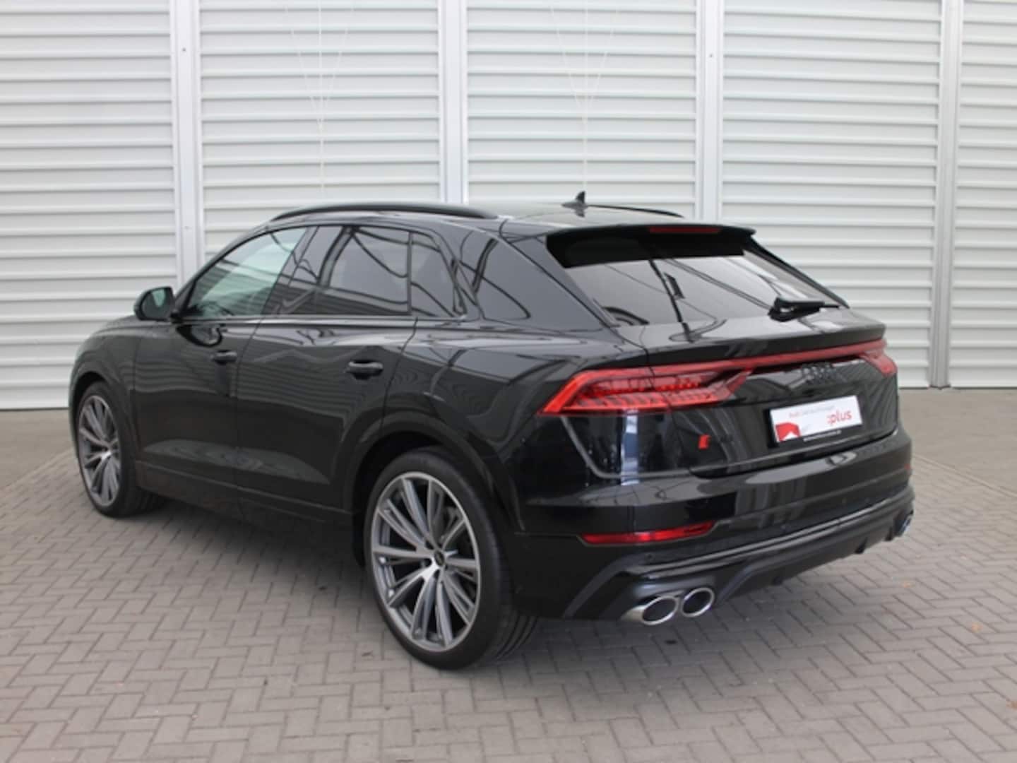 Bild über Audi SQ8 TFSI quattro tiptronic - für weitere Informationen kontaktieren Sie den Audi Partner