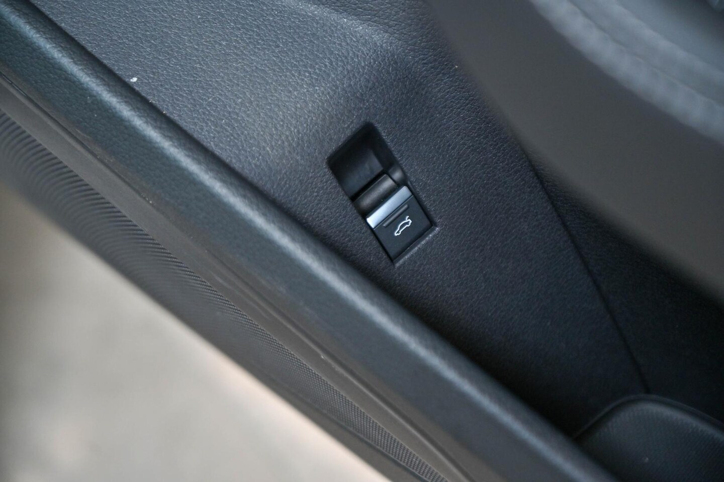 Image about Audi Q8 e-tron 50 e-tron quattro