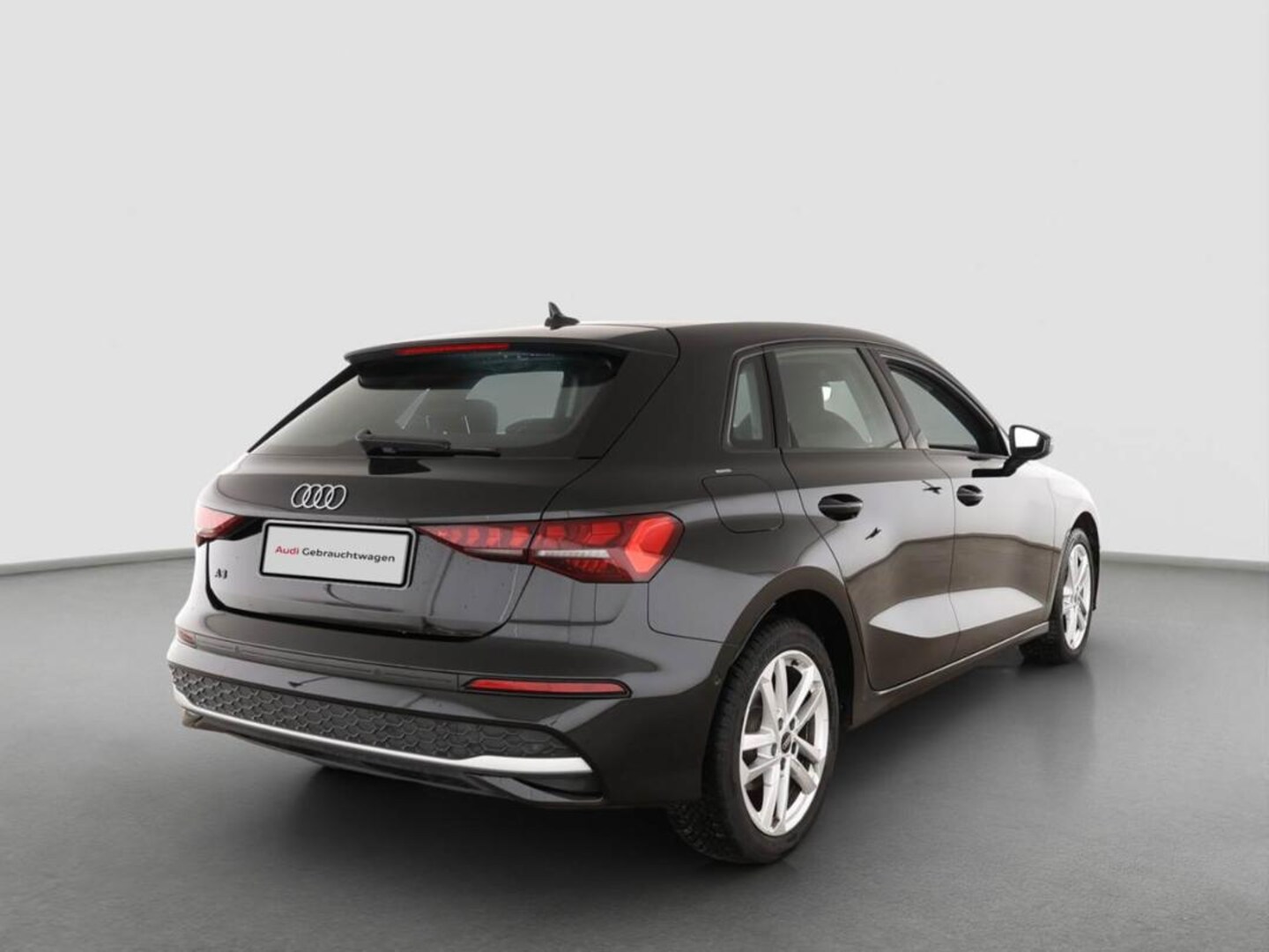 Bild über Audi A3 Sportback TFSI 110 kW S tronic - für weitere Informationen kontaktieren Sie den Audi Partner