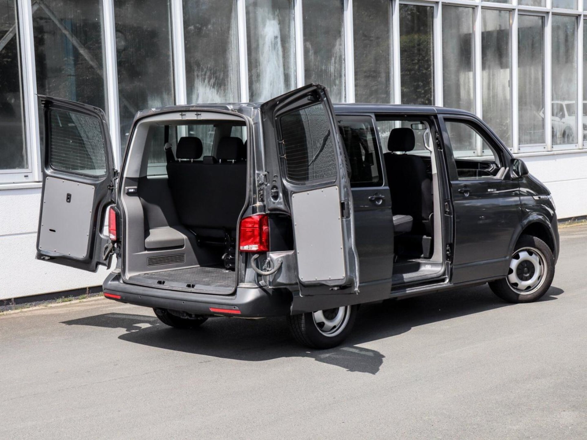 Volkswagen T6.1 Caravelle kurzer Radstand Trendline