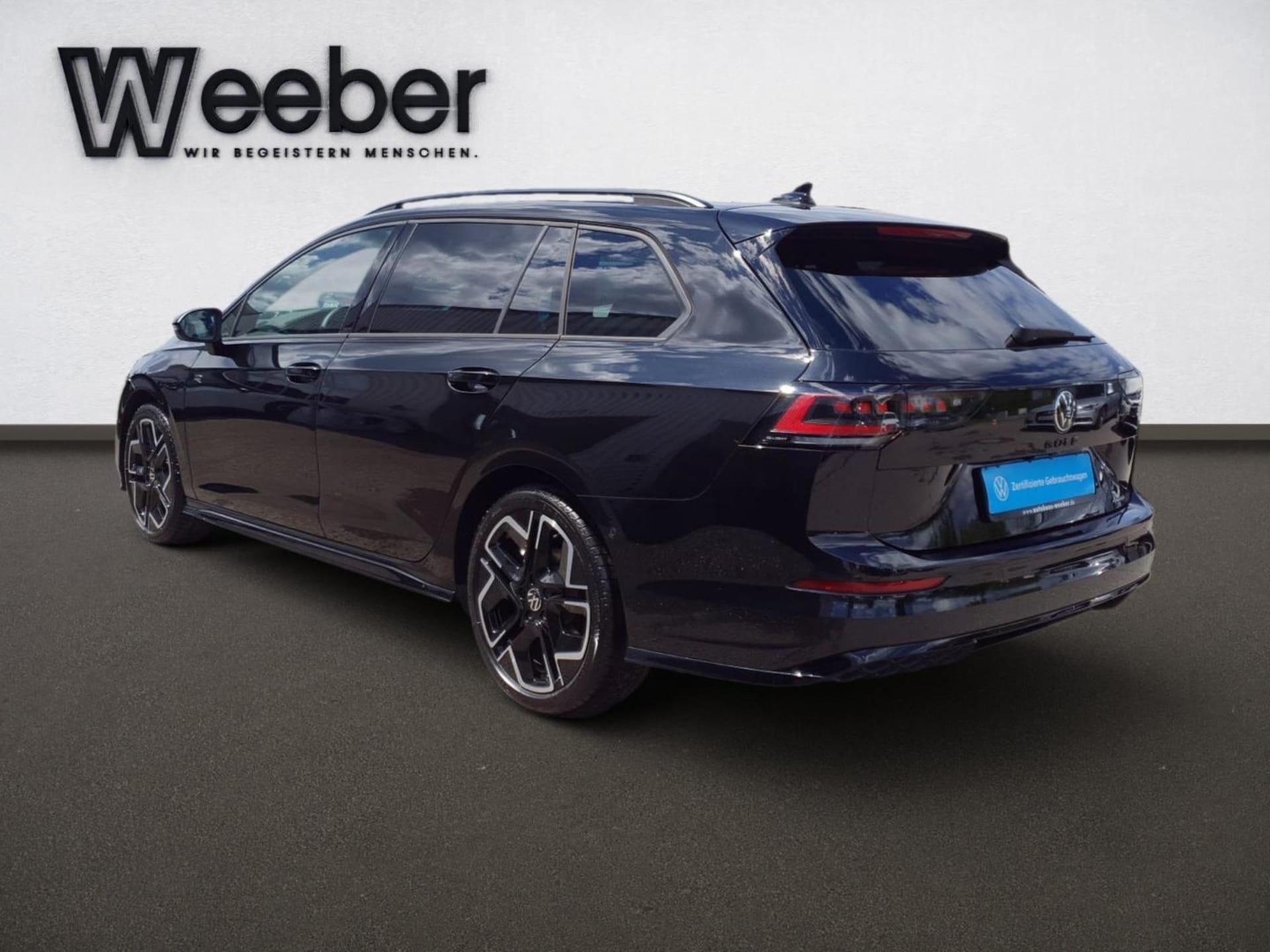 Volkswagen Golf Variant R-Line