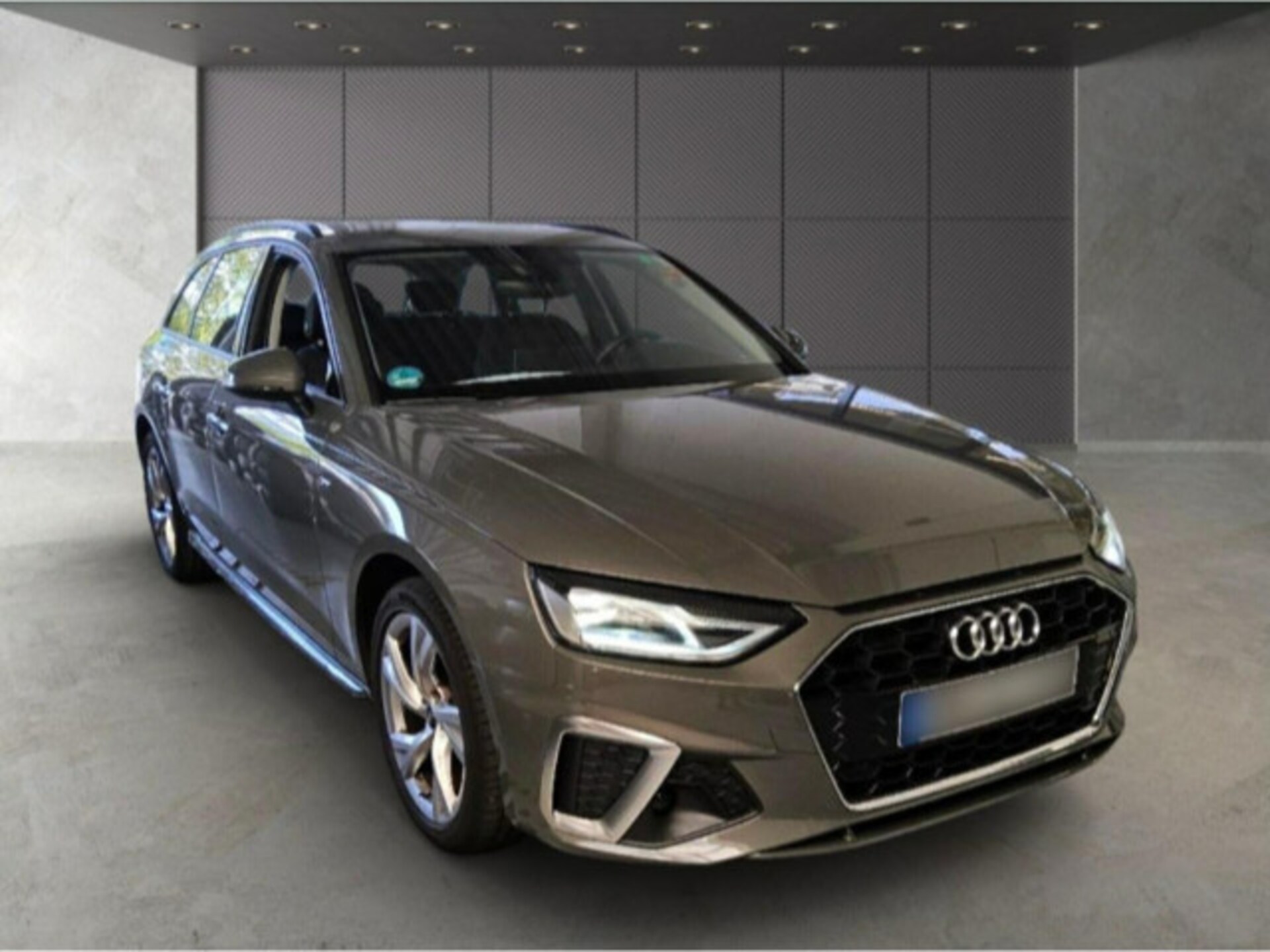 Audi A4 Avant S line