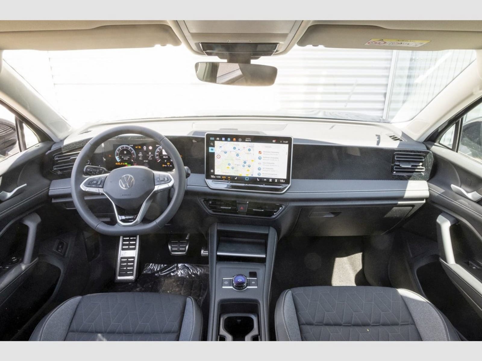 Volkswagen Tiguan – Bild 12