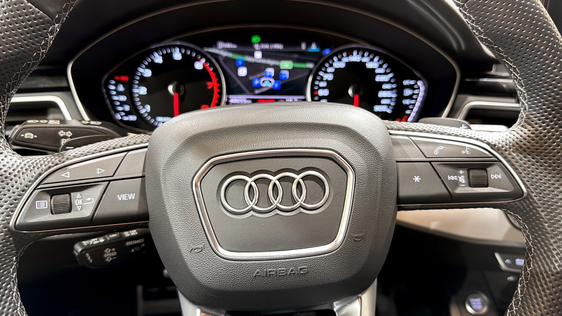 Image about Audi A4 Avant A4 Avant 40 TFSI quattro S line 204 hk S tronic