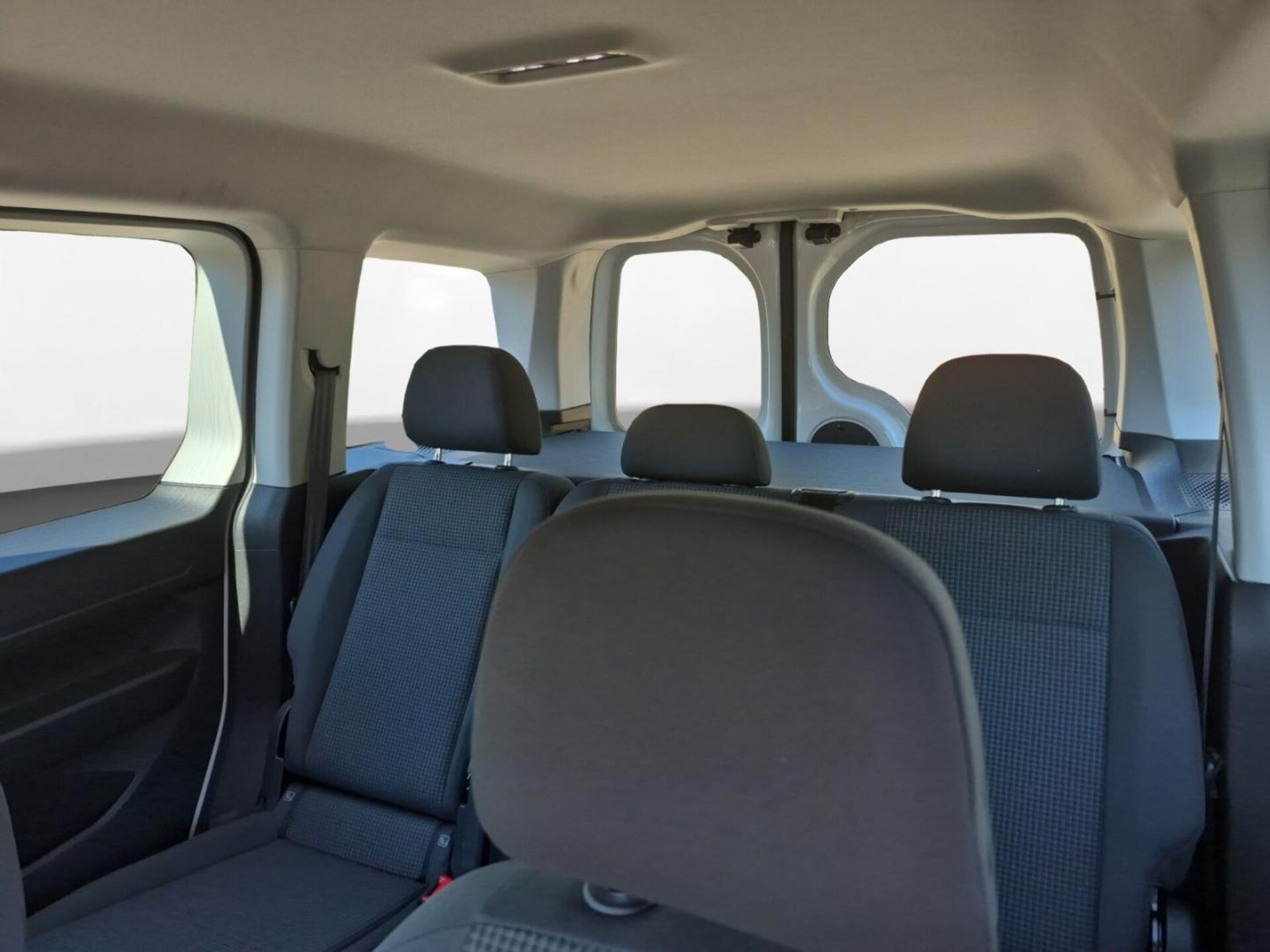 Volkswagen Caddy Basis-Modell