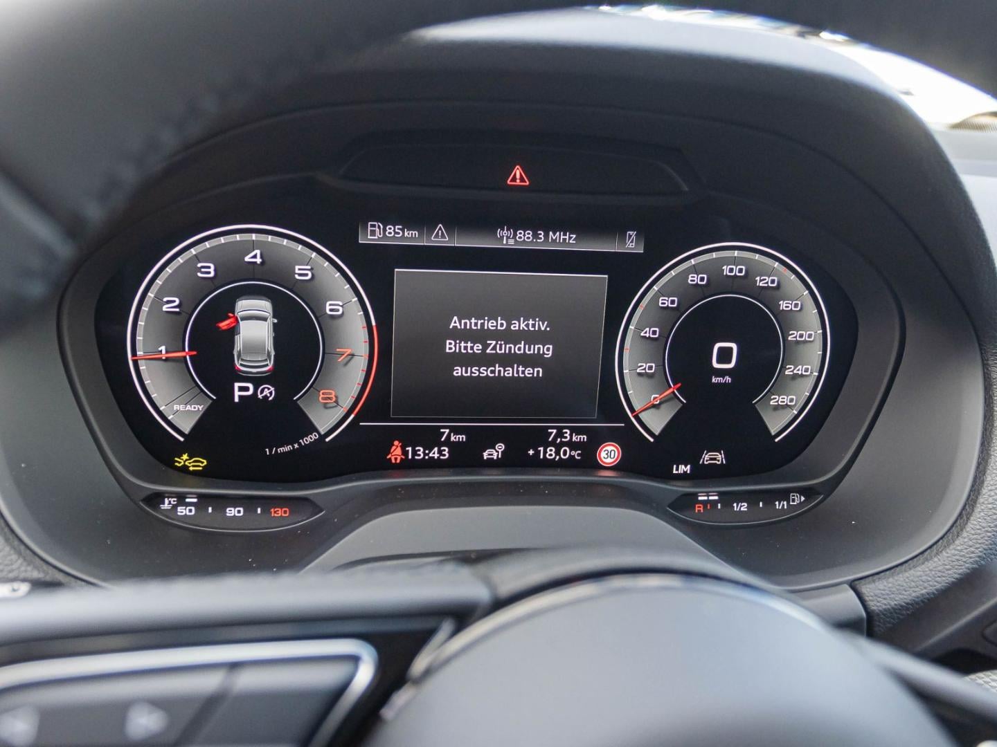 Bild über Audi Q2 advanced 35 TFSI S tronic - für weitere Informationen kontaktieren Sie den Audi Partner