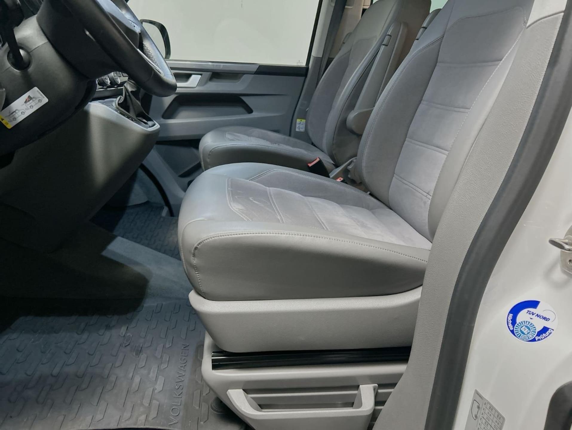 Volkswagen T6.1 California Ocean