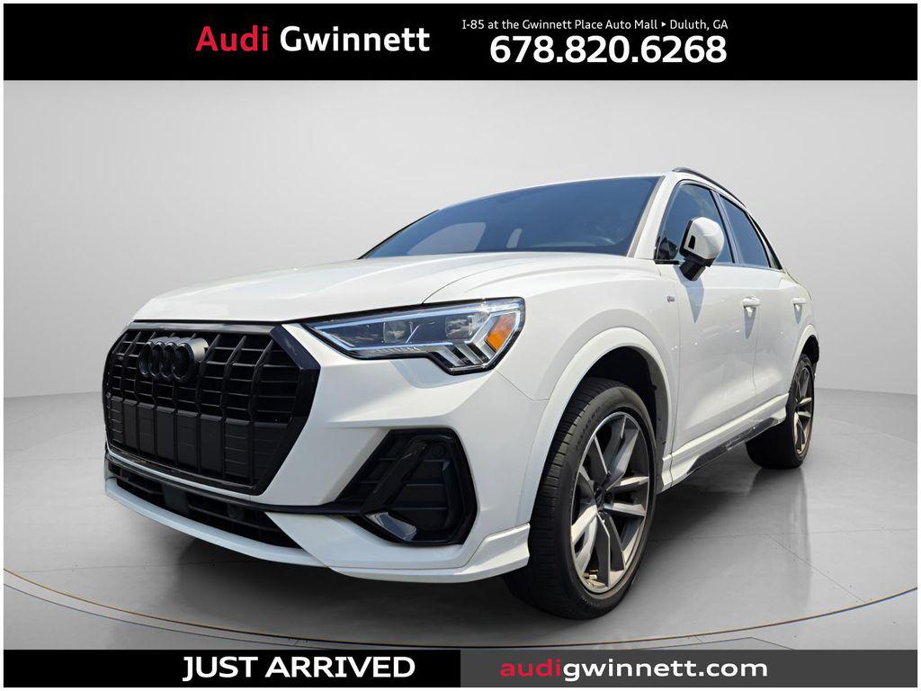 2023 Audi Q3 45 TFSI S Line Premium quattro's photo