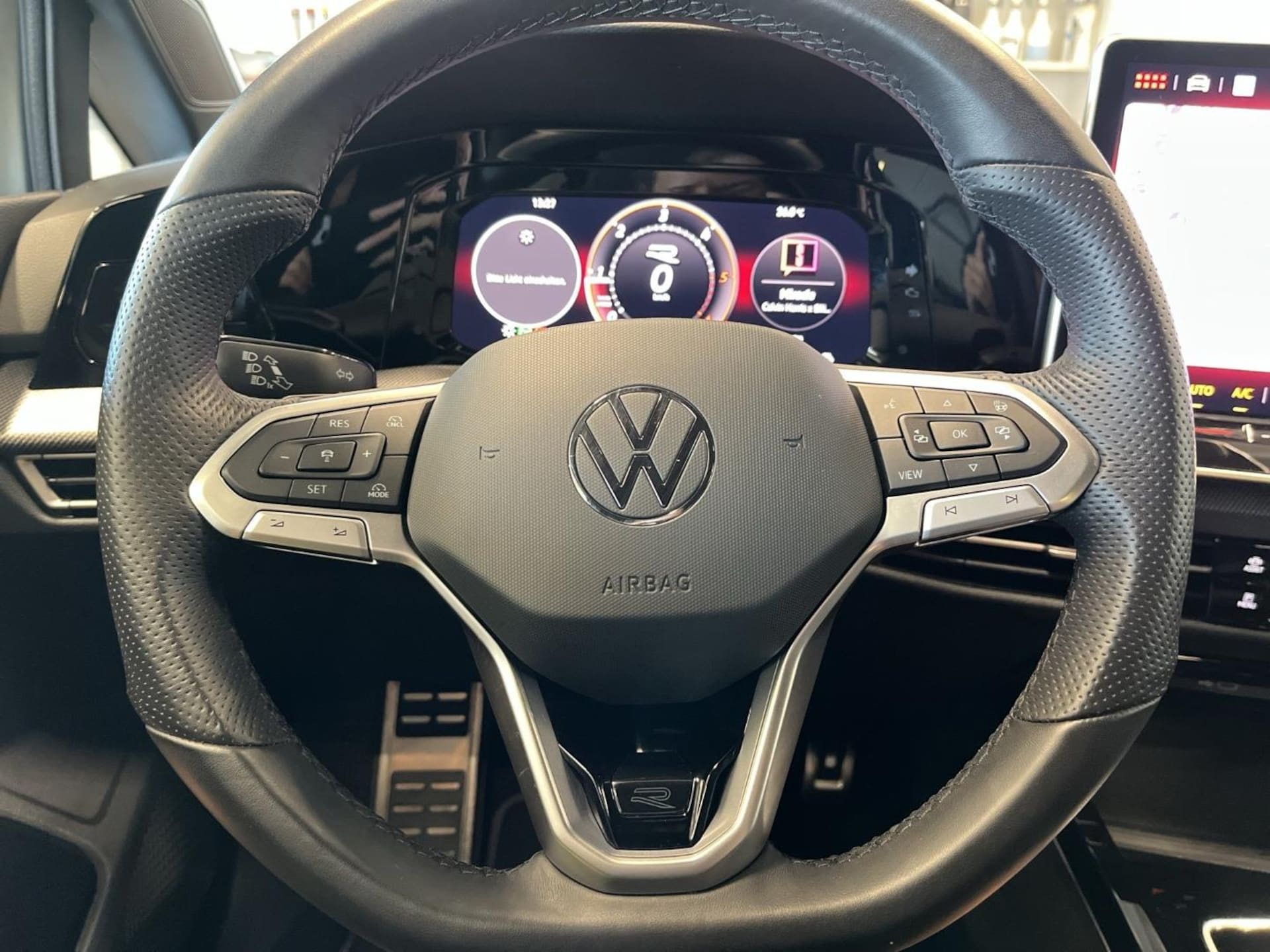 Volkswagen Golf R-Line