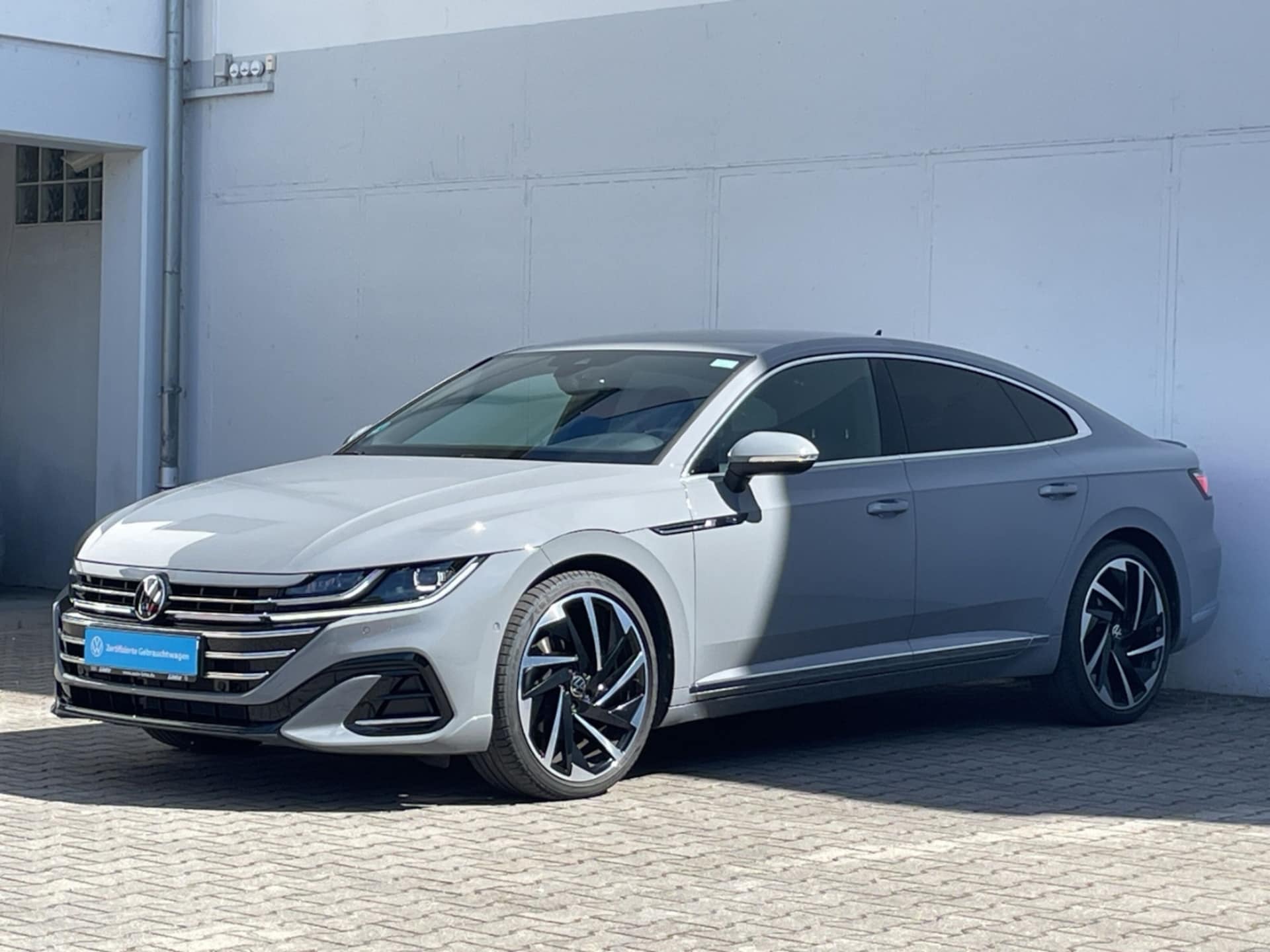 Volkswagen Arteon R-Line