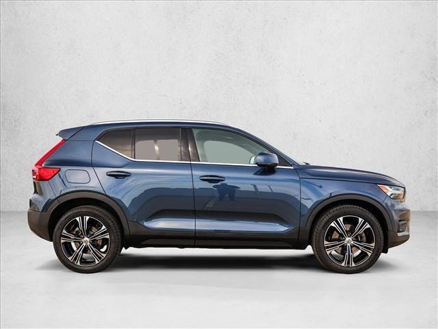 2022 Volvo XC40
