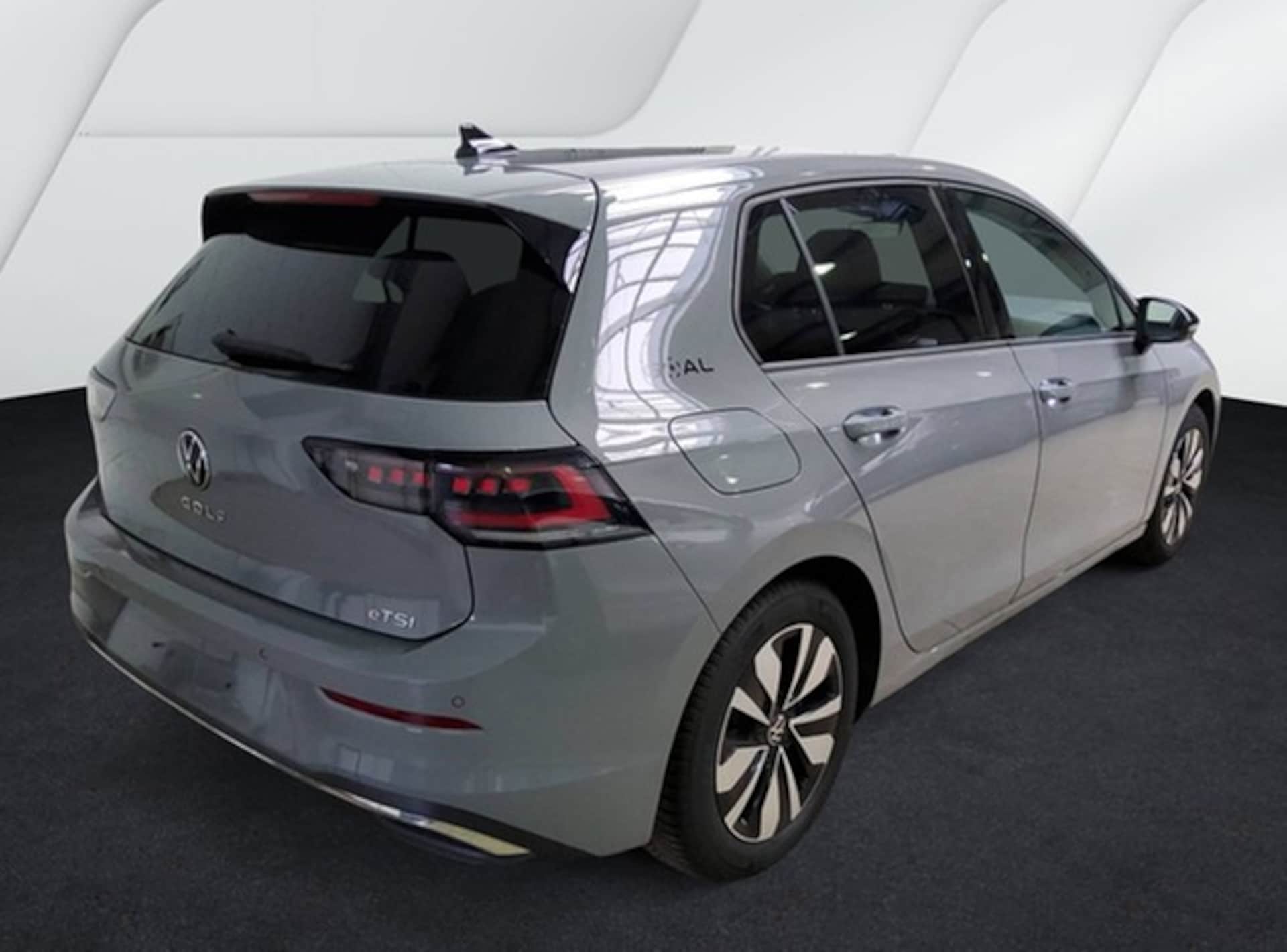 Volkswagen Golf Life