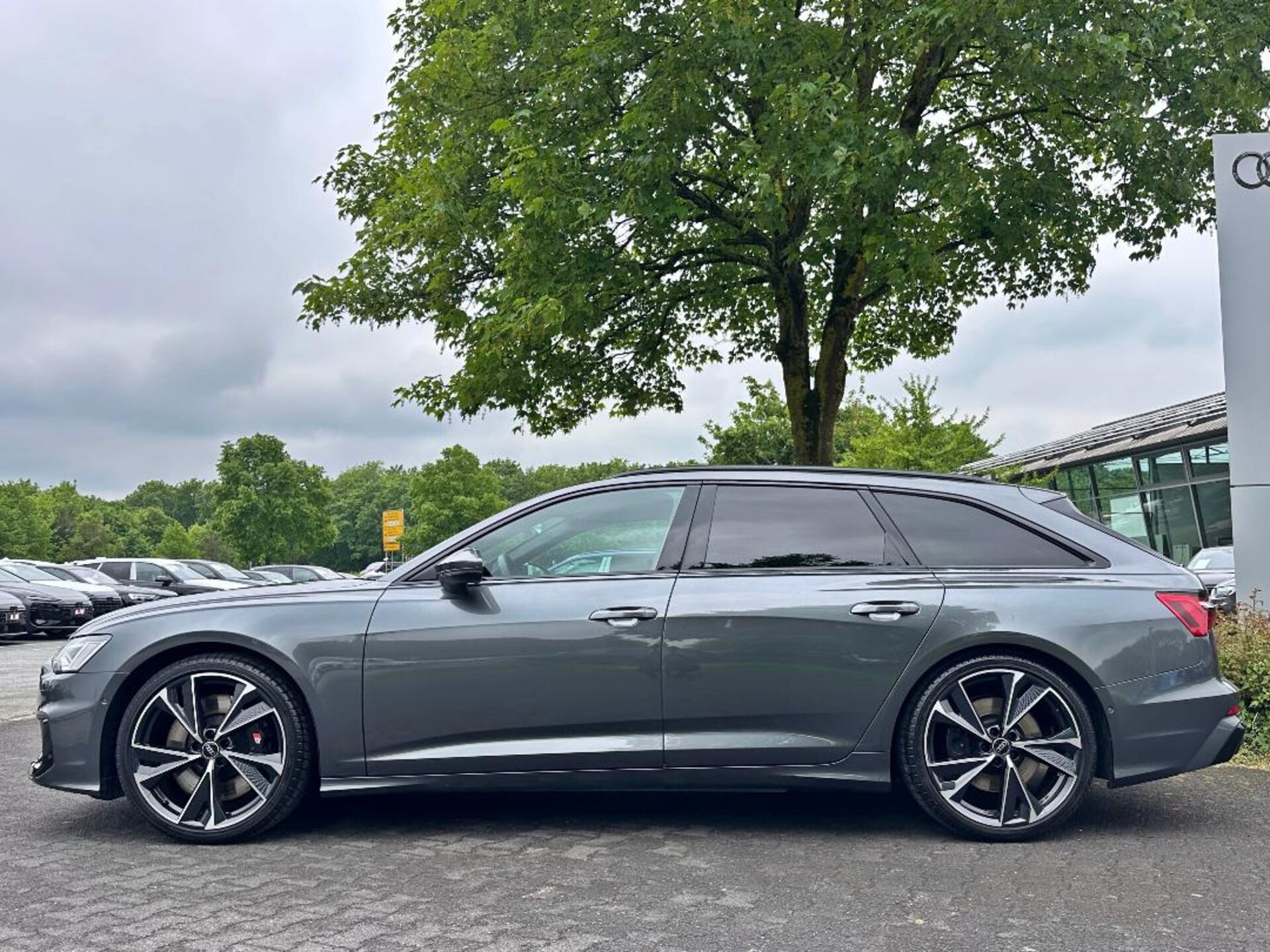 Audi S6 Avant