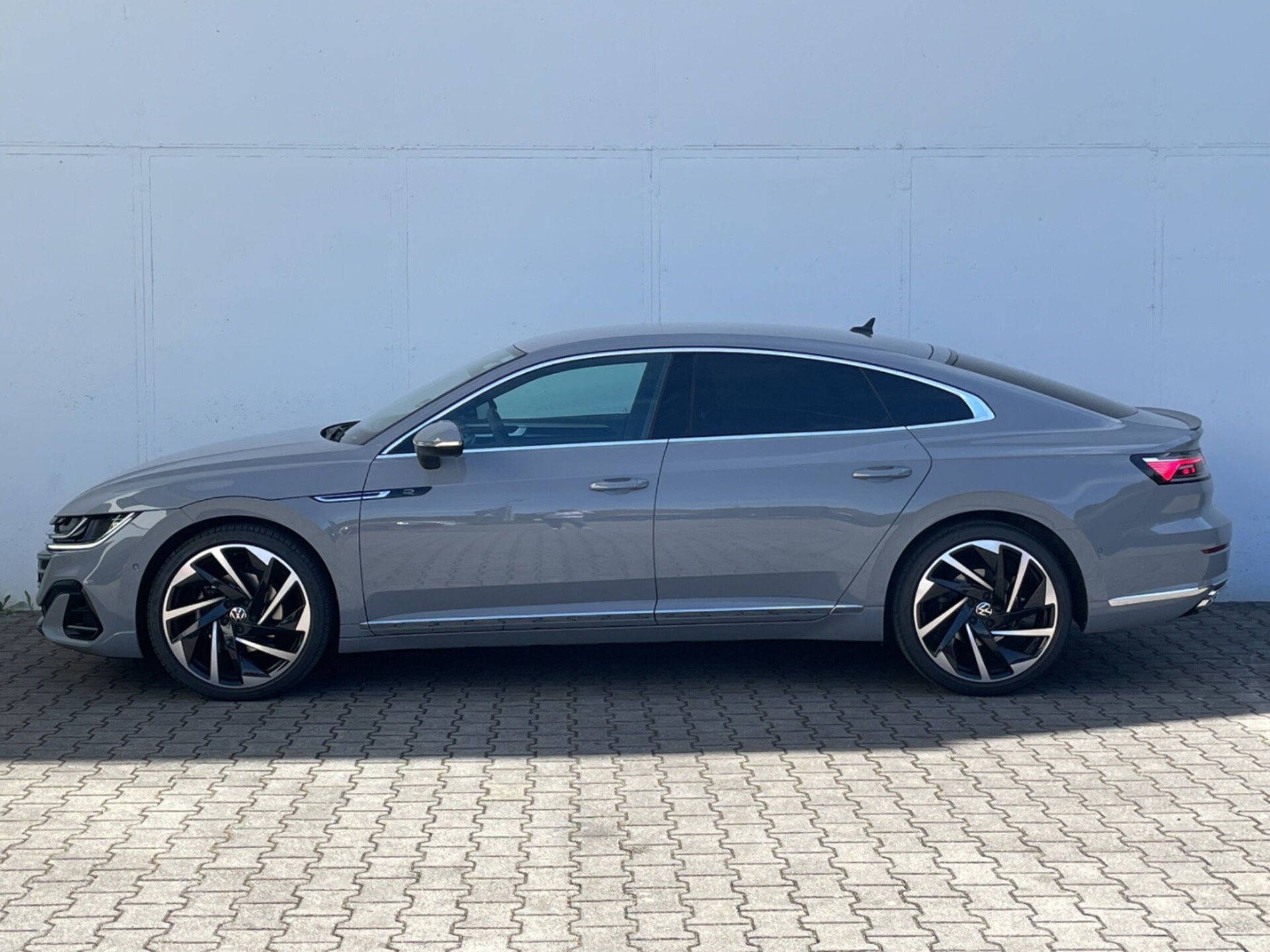 Volkswagen Arteon R-Line