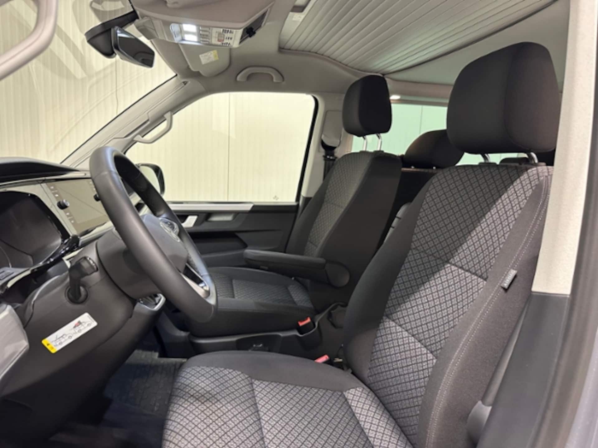 Volkswagen T6.1 California Beach