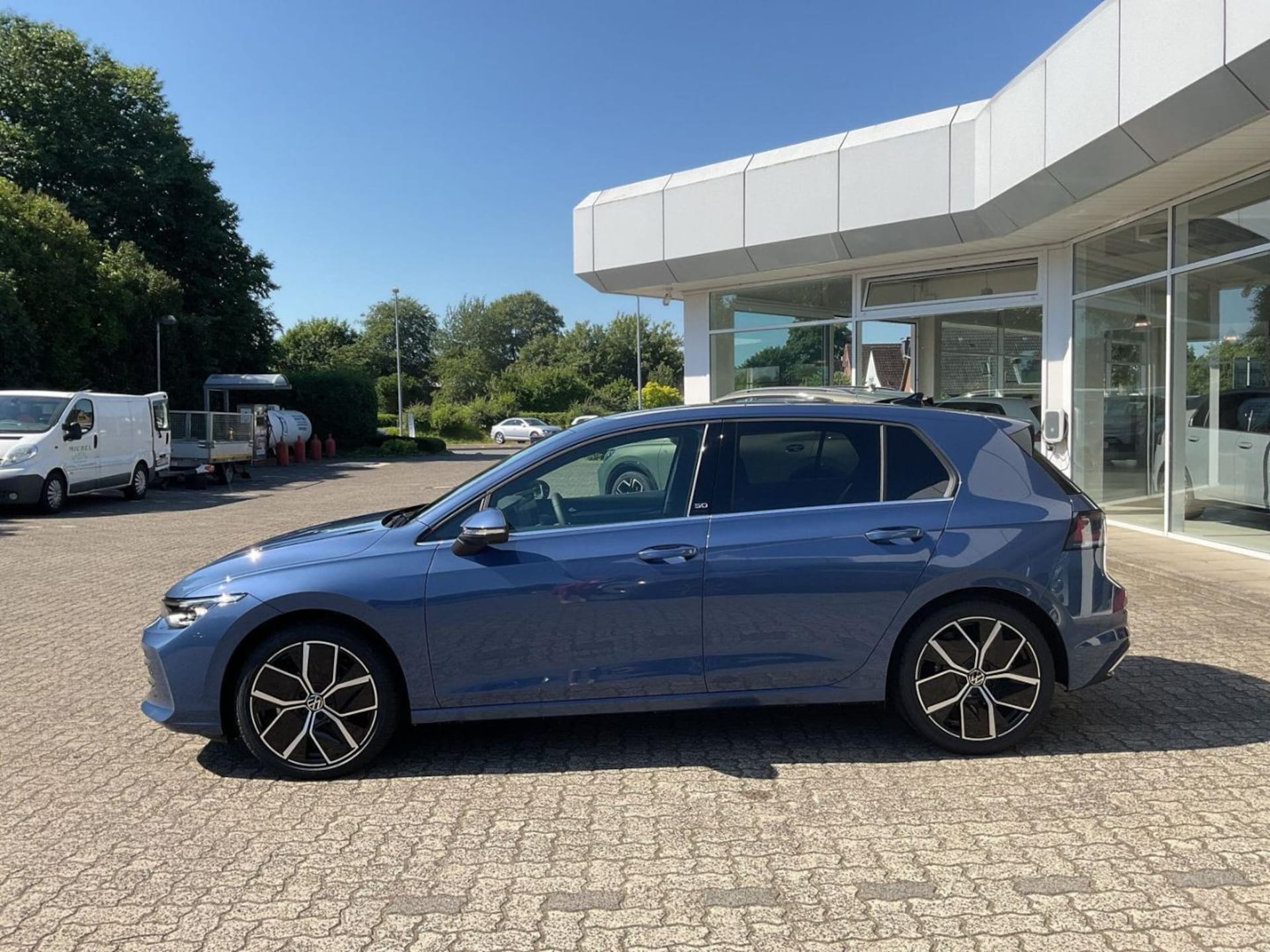 Volkswagen Golf Style
