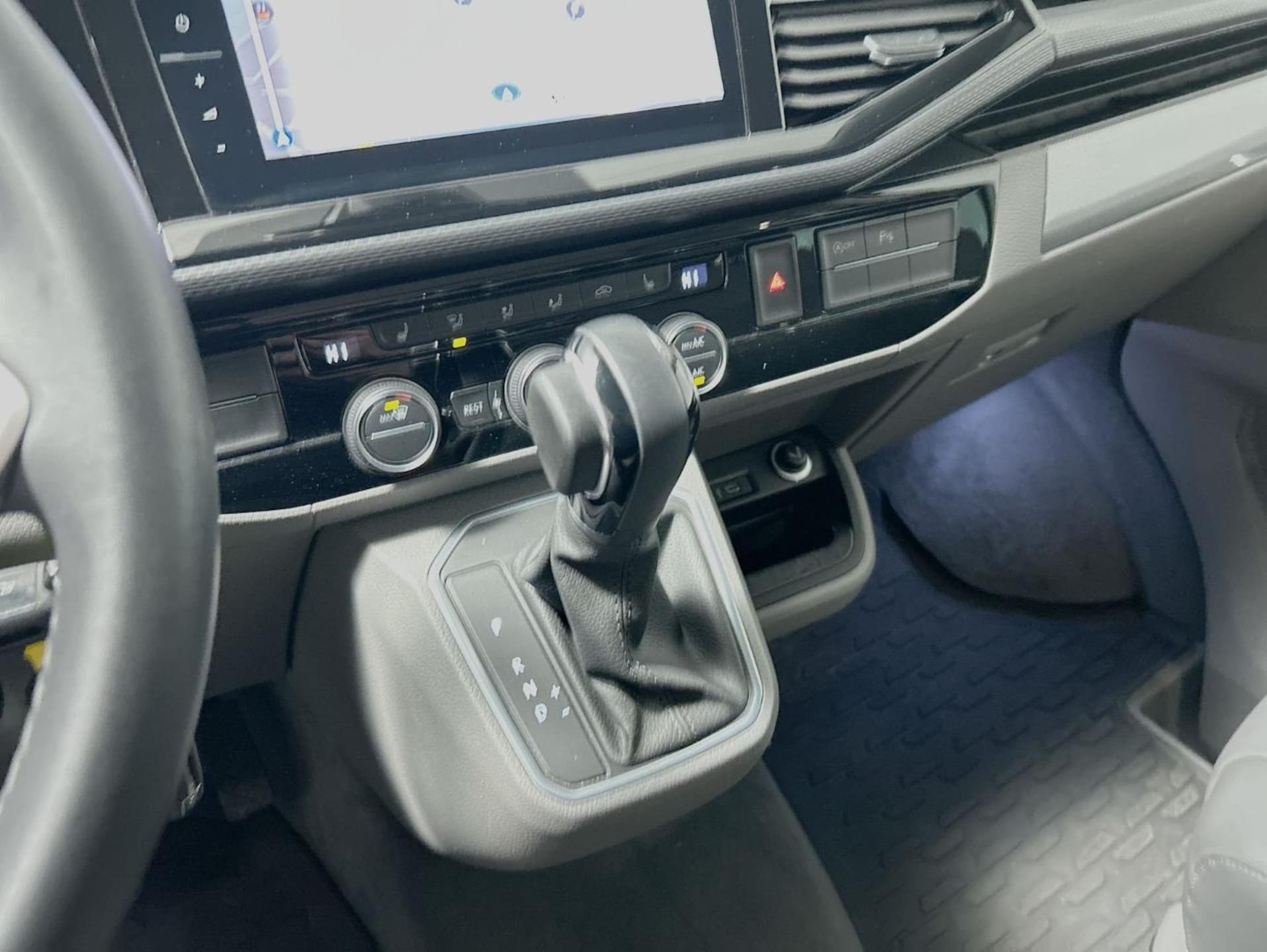 Volkswagen T6.1 California Ocean
