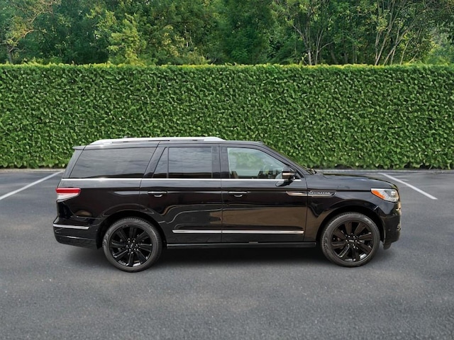 2022 Lincoln Navigator
