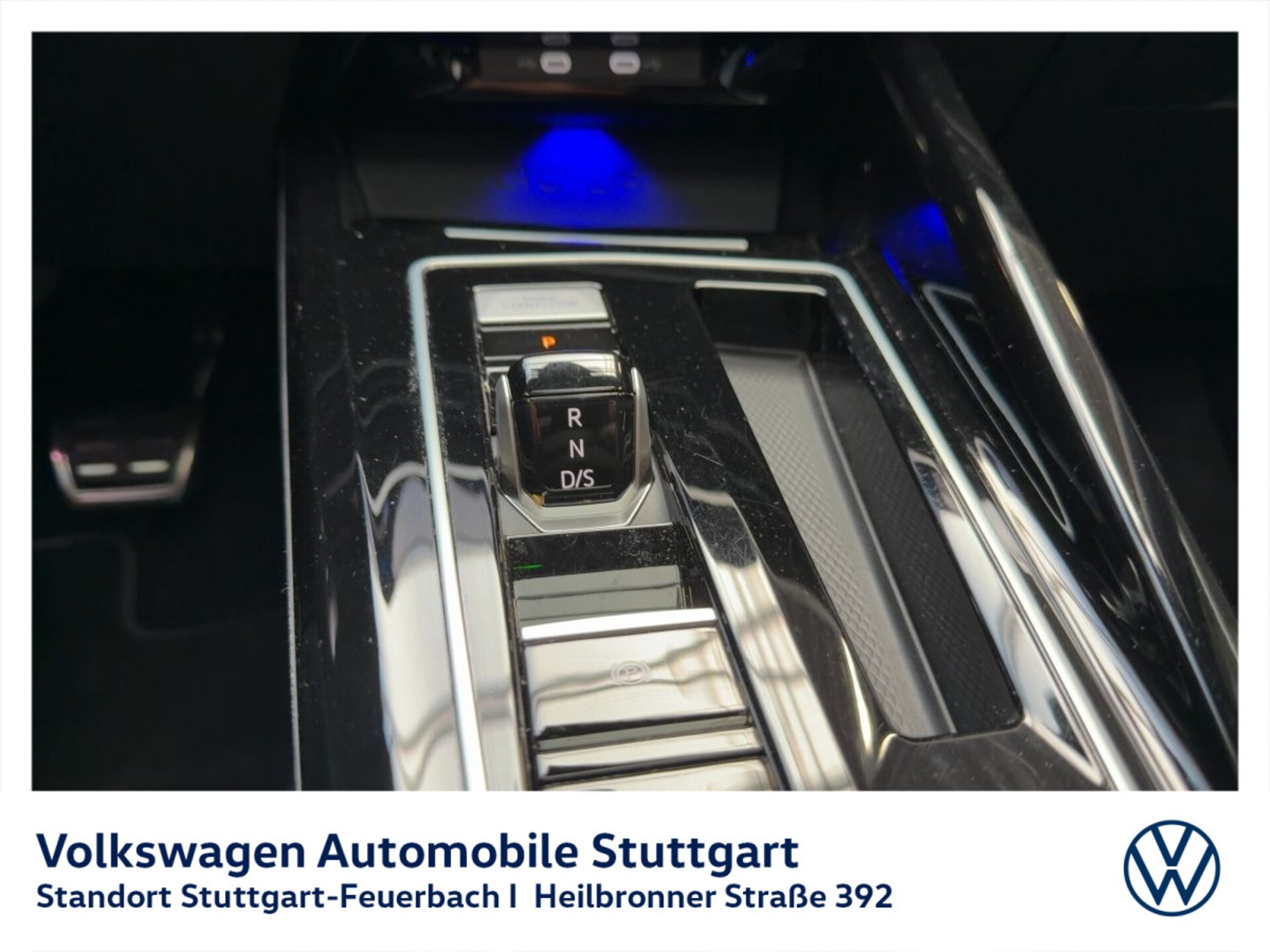 Volkswagen Golf Variant R