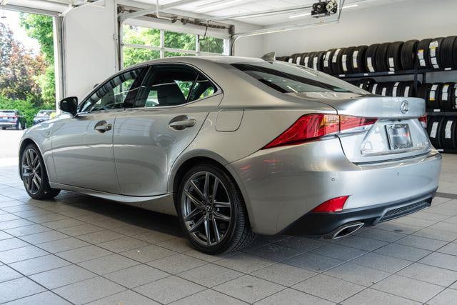 2019 Lexus IS 350