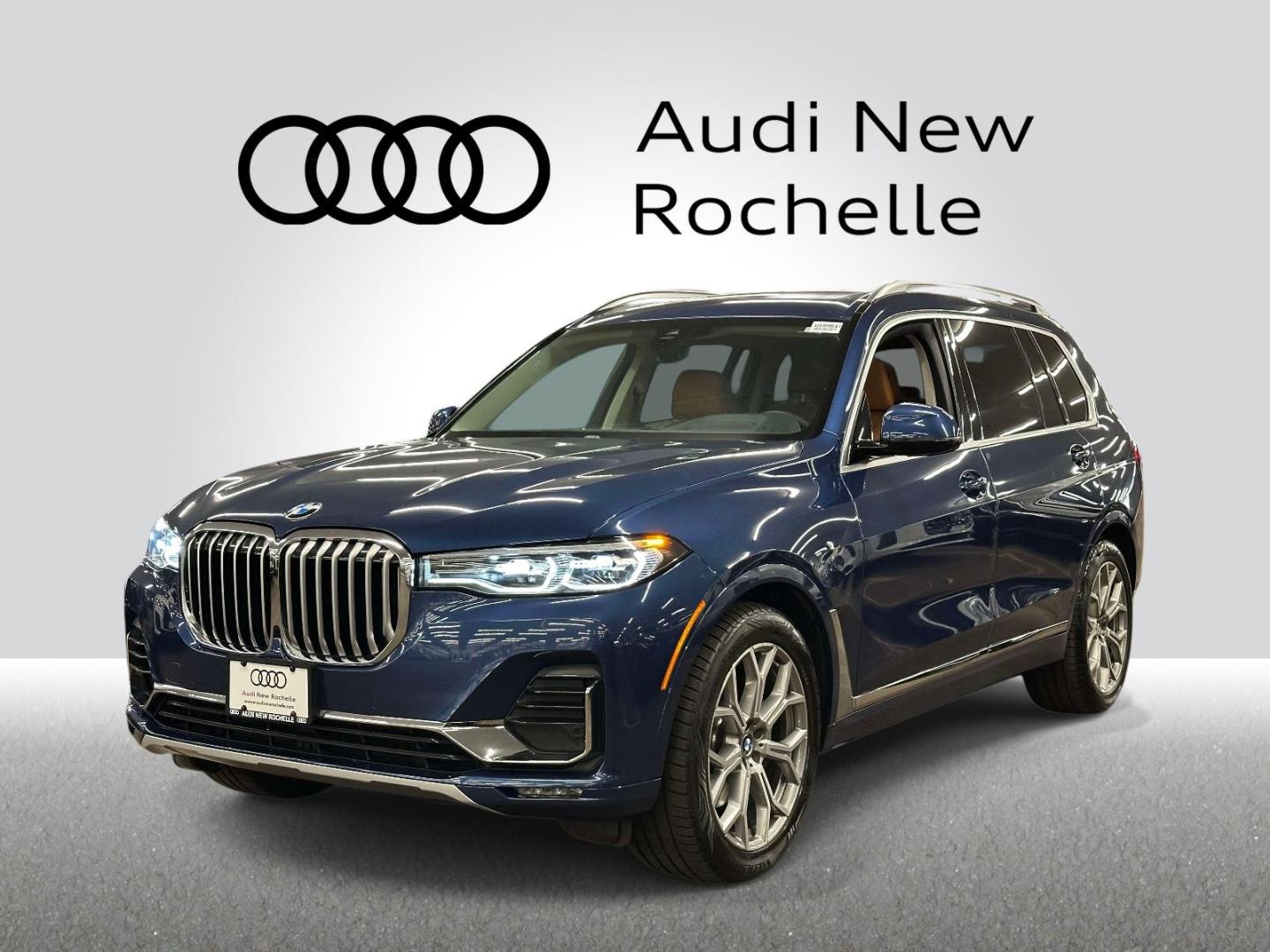 2021 BMW X7 xDrive40i's photo