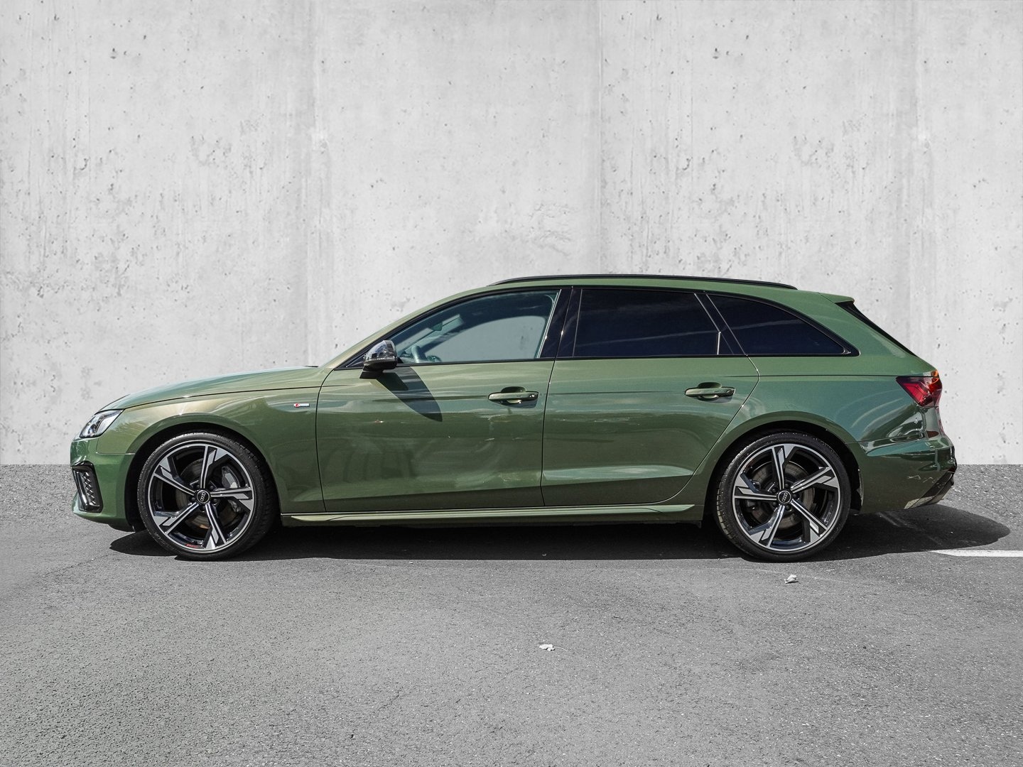 Bild über Audi A4 Avant S line 45 TFSI quattro S tronic - für weitere Informationen kontaktieren Sie den Audi Partner