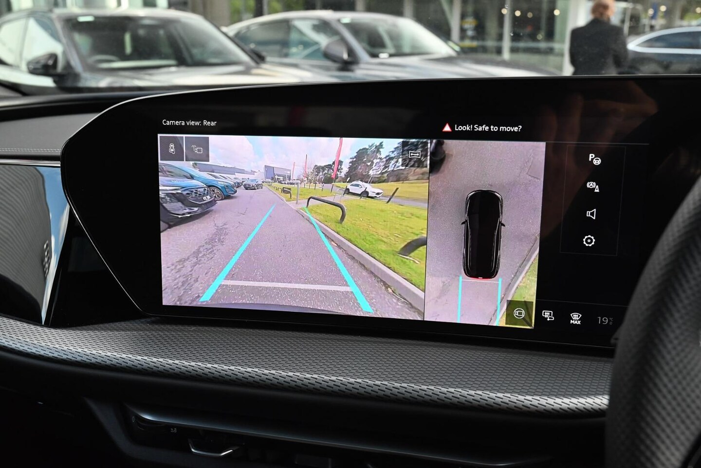 Image about Audi Q5 Sportback e-hybrid quattro S tronic