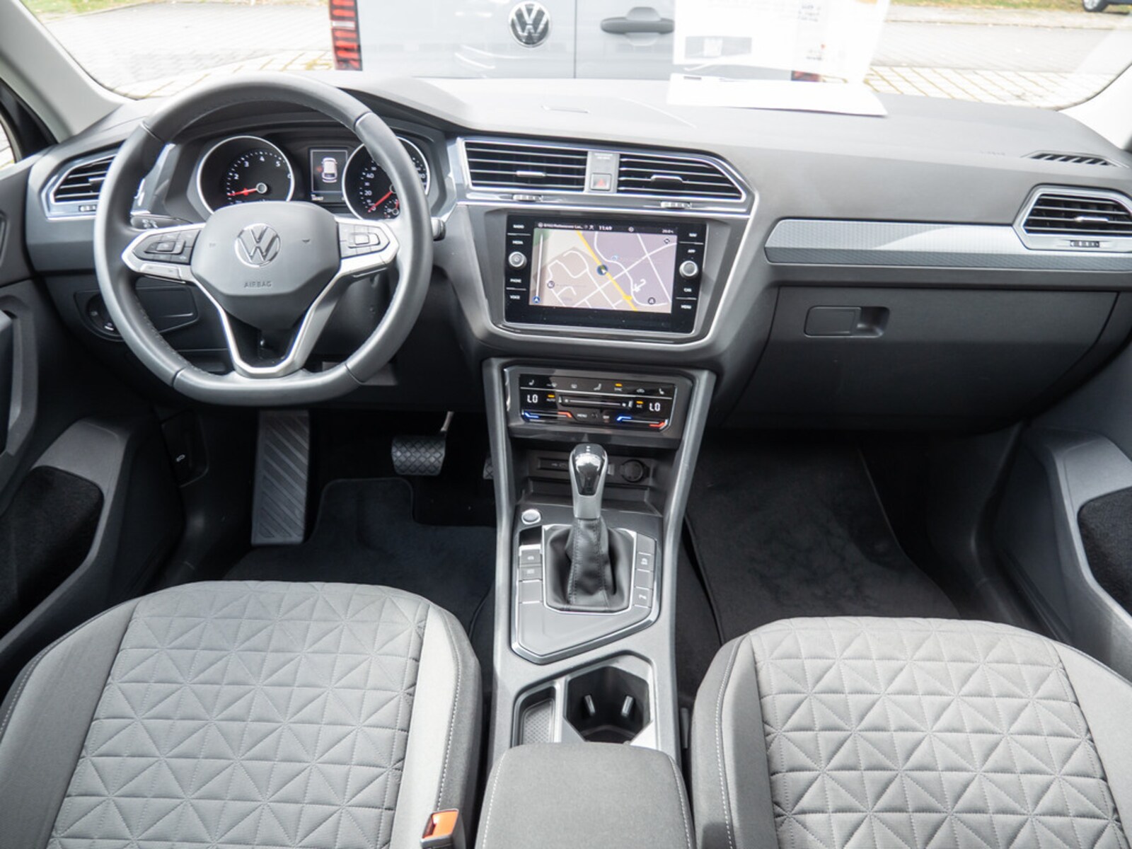 Volkswagen Tiguan – Bild 6